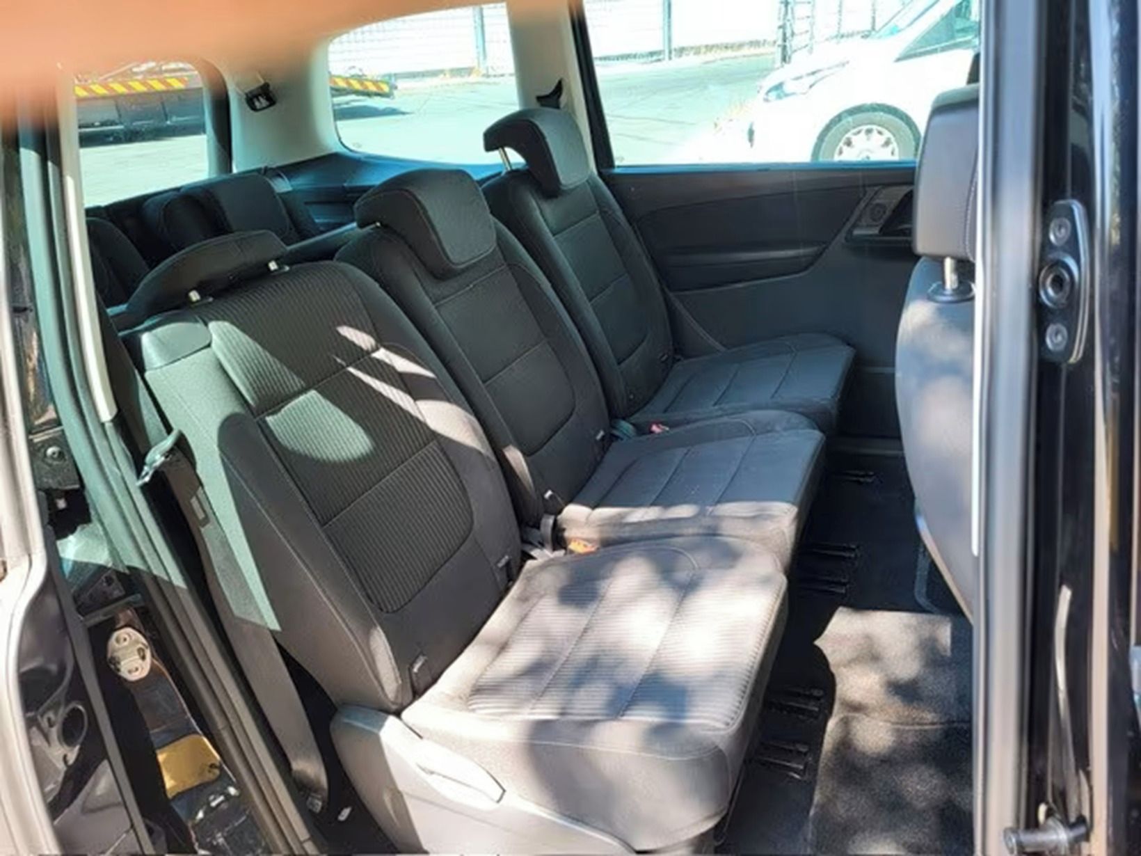 Volkswagen Caddy, 2.0Tdi,81kw,4x4r.v,2015,tazne - fotka 4