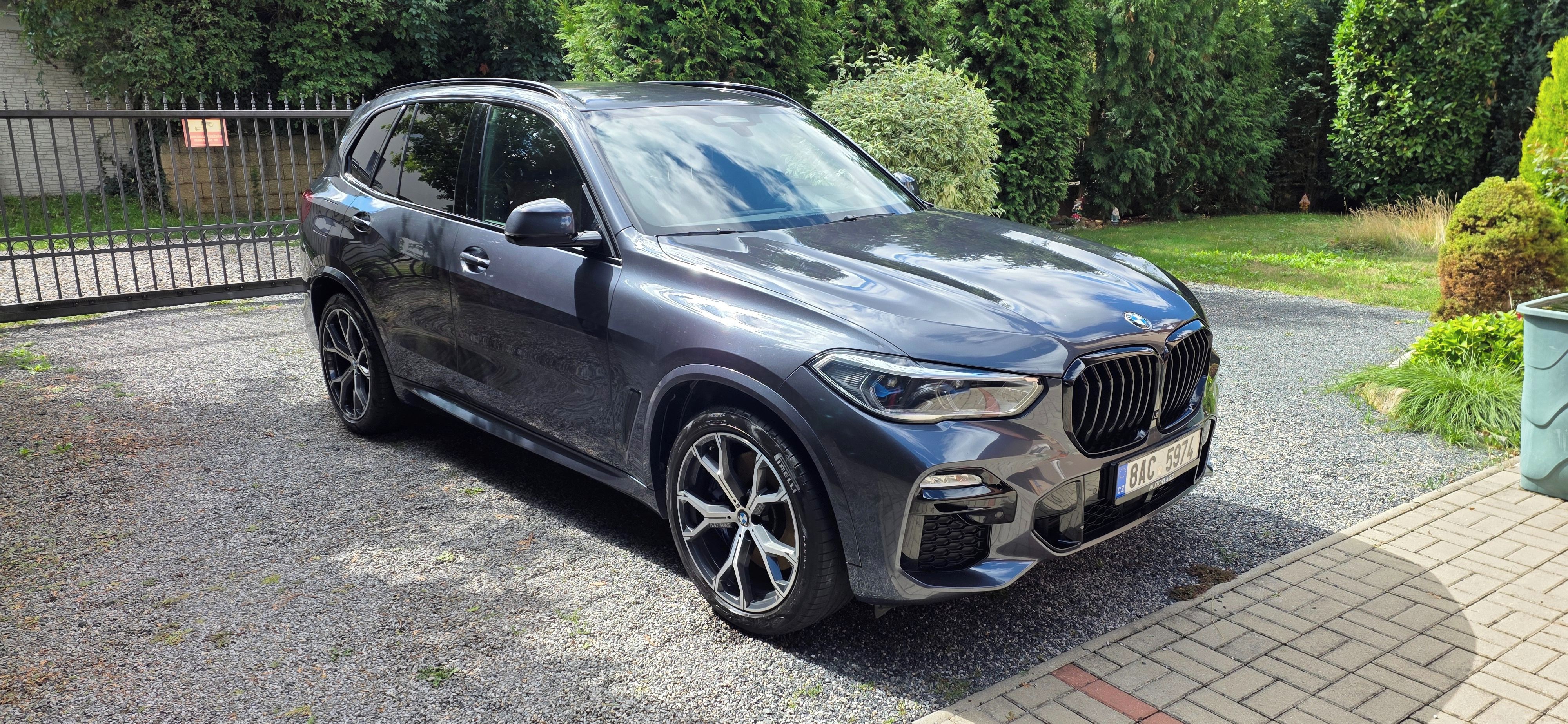 BMW X5, BMW X5 xDrive40i 250kW rv2020 - fotka 5