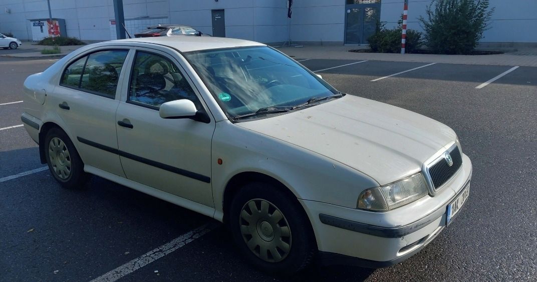 Škoda Octavia, 1,6 - fotka 4