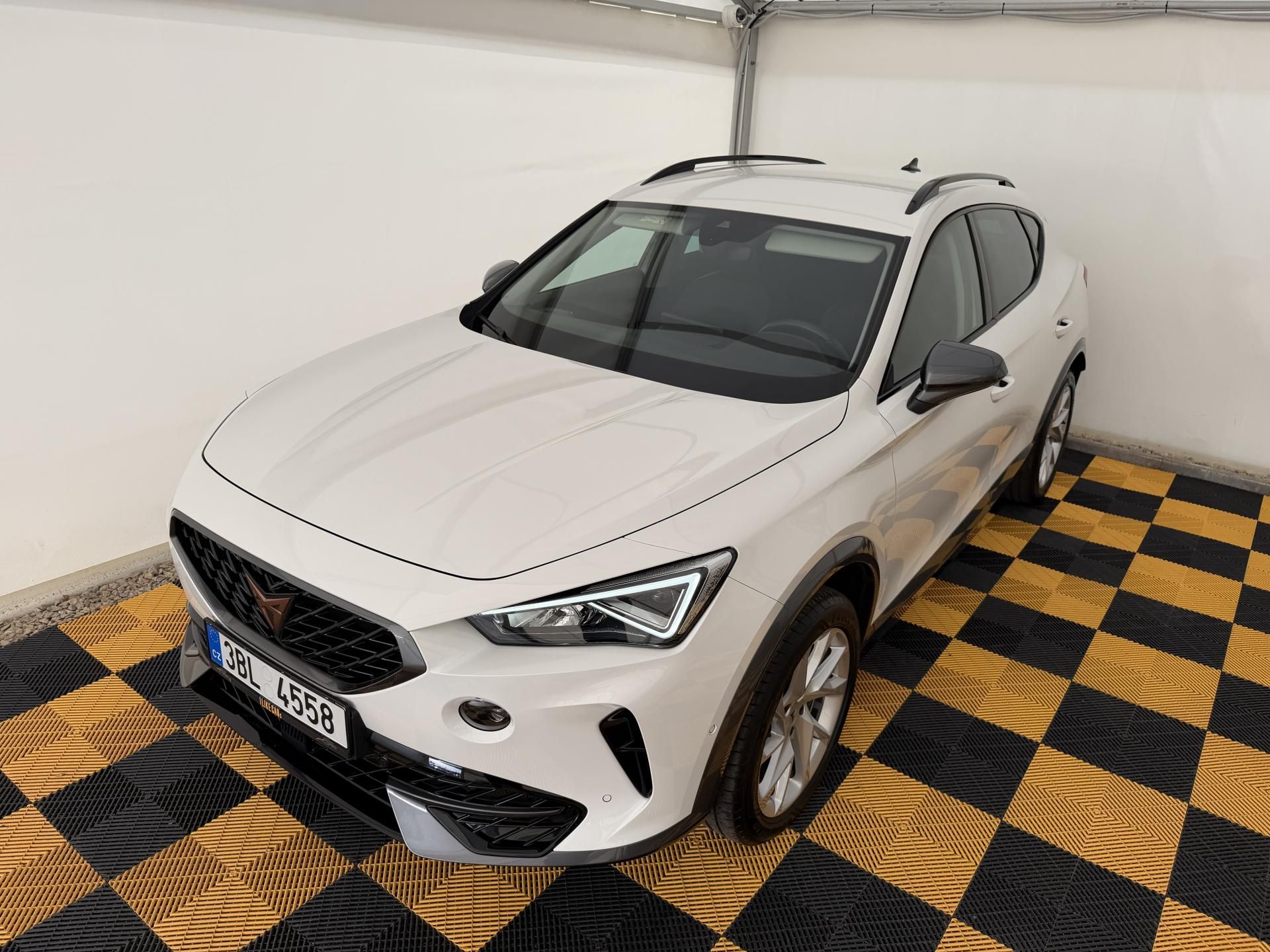 Cupra Formentor, 1.5Tsi*CZ*DPH*1-MAJ*ZARUKA*