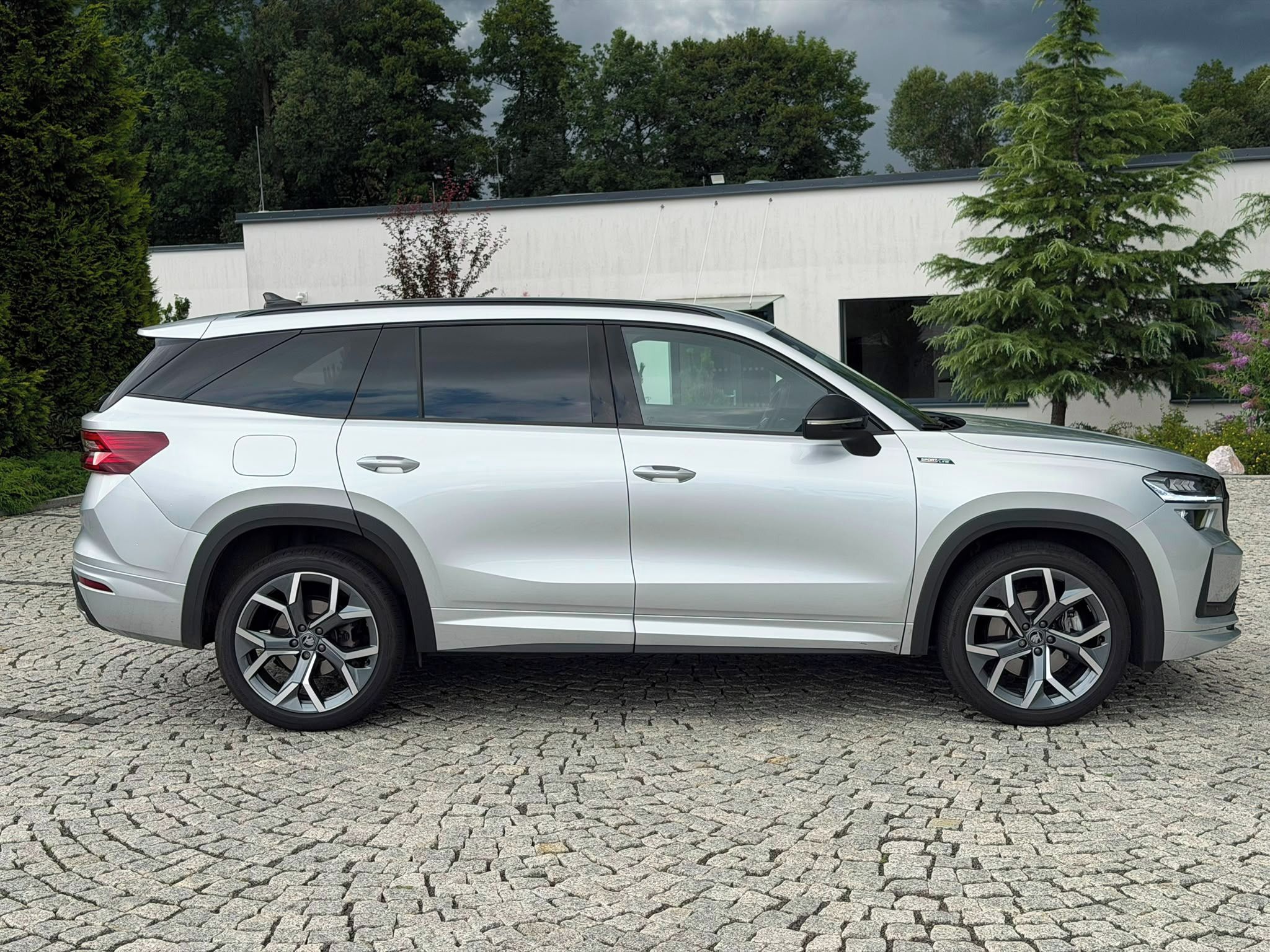 Škoda Kodiaq, 2.0 TDI 142kW Sportline 4x4 - fotka 4