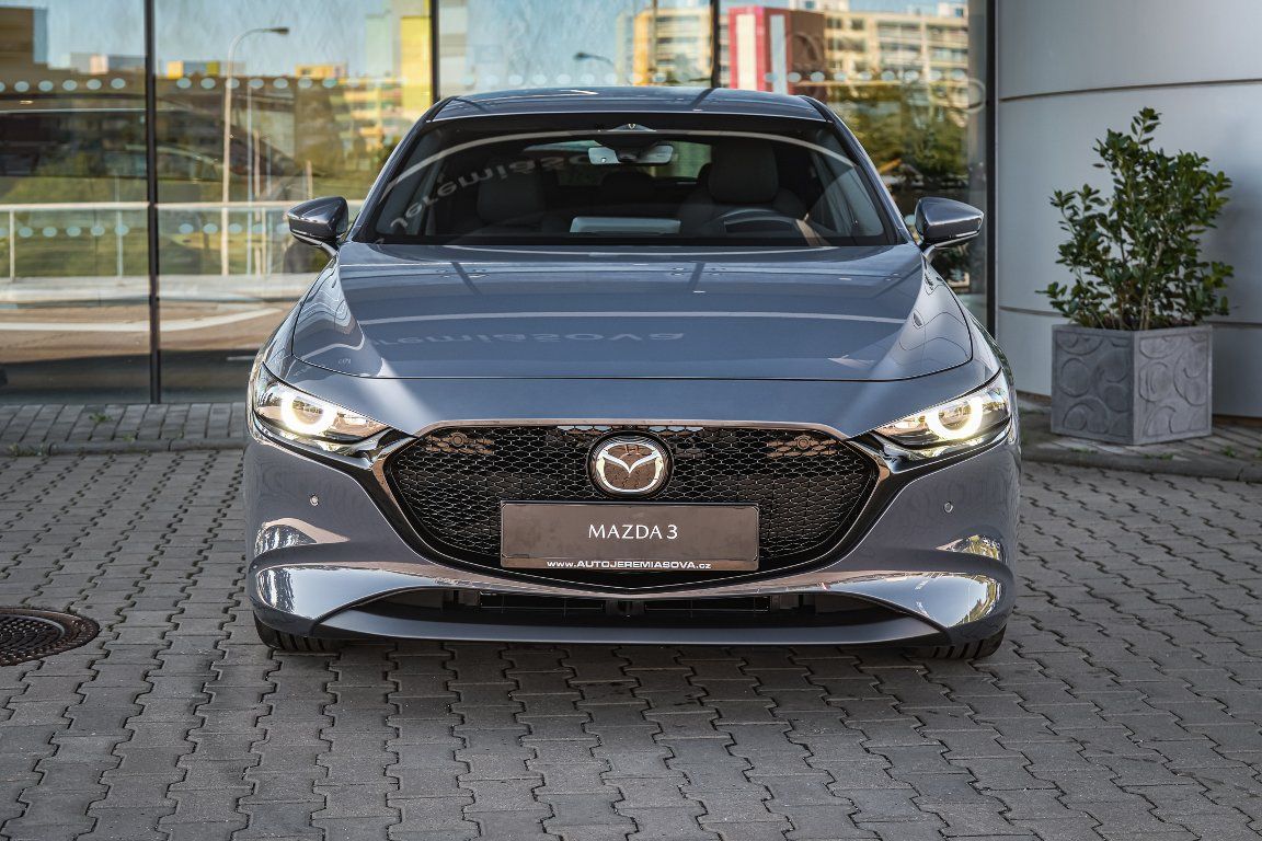 Mazda 3, 2.5L G140 6AT FWD Exclusive-Li - fotka 4