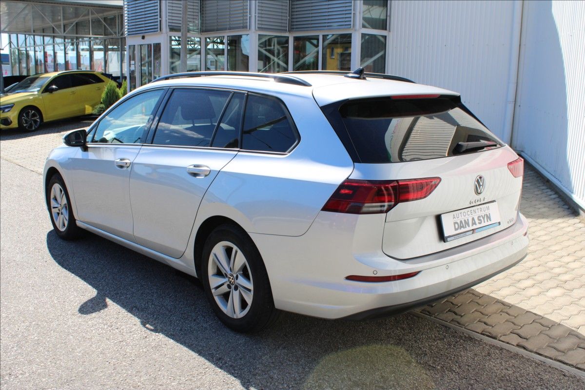 Volkswagen Golf, 1,5 TSI EVO Life DSG 1.majitel - fotka 4