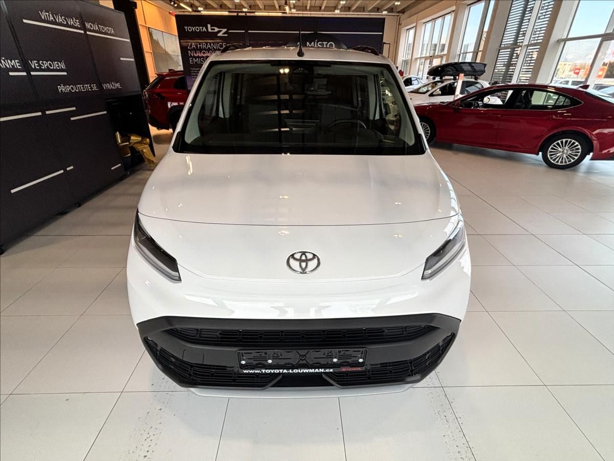 Toyota Proace City Verso, 1,5   LWB 1.5D 100 MT Family - fotka 2