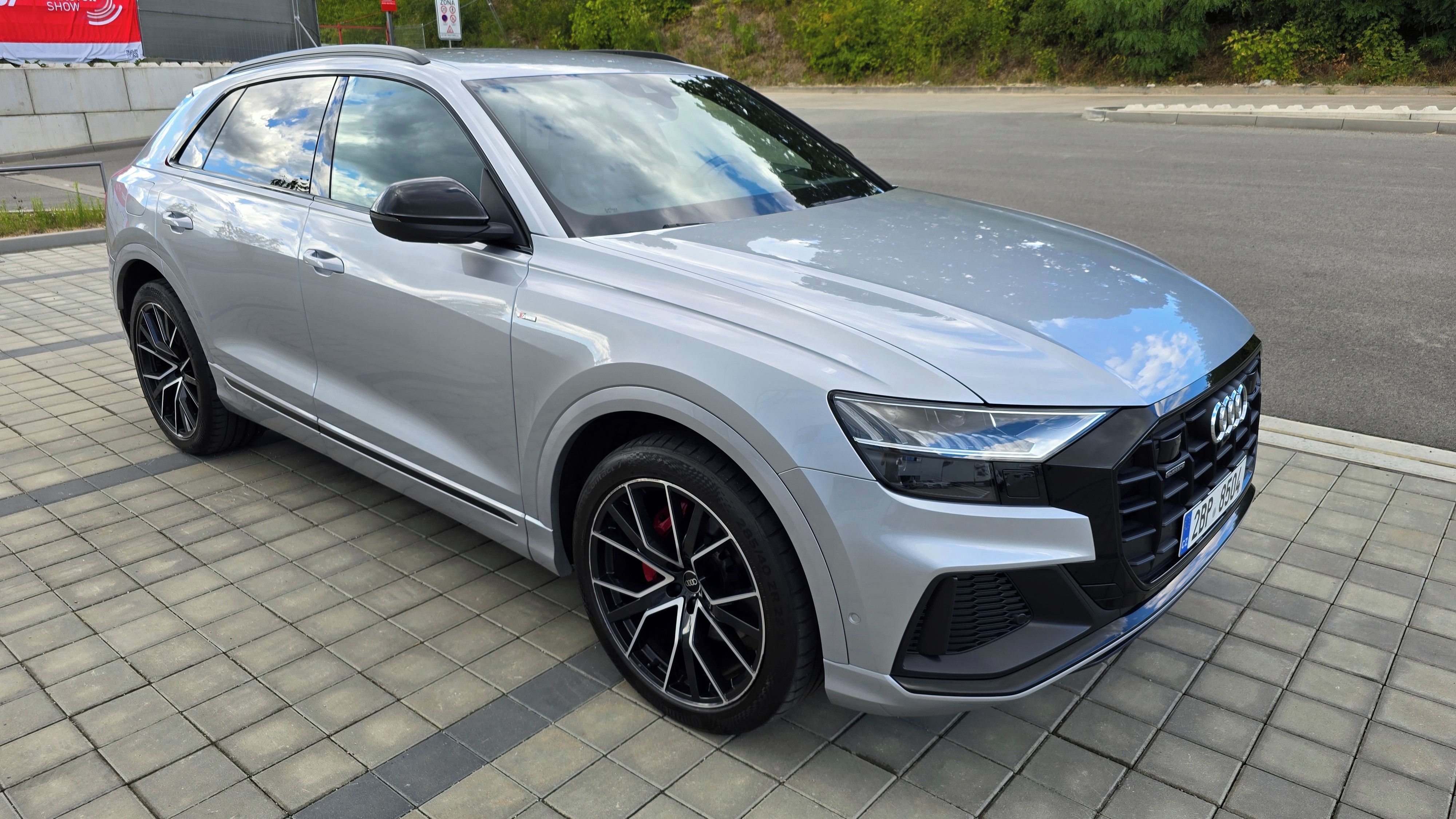 Audi Q8, 50TDI quatro, nafta 210Kw,-DPH - fotka 5