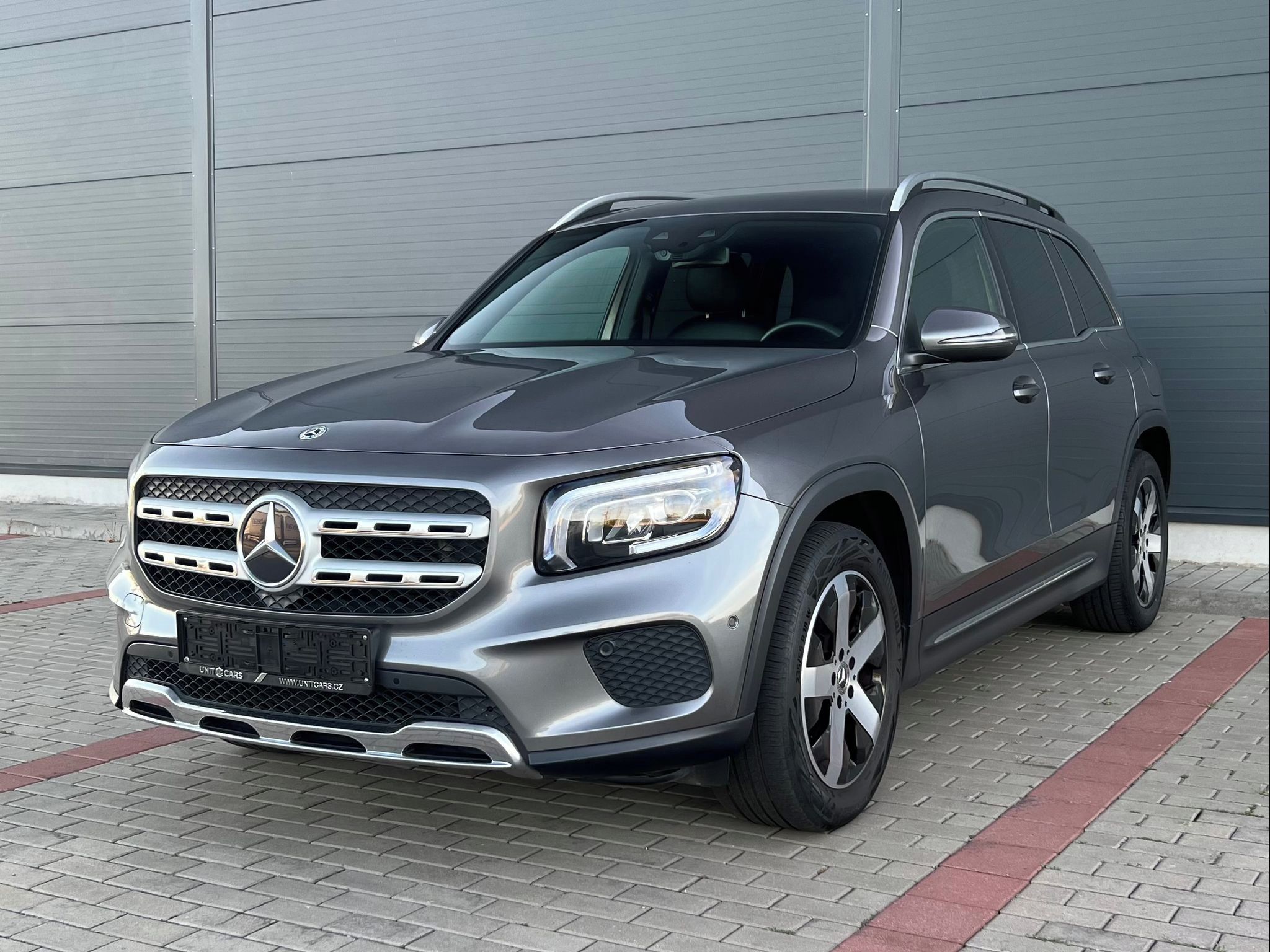 Mercedes-Benz GLB, GLB 200d-Progressive-P.KAMERA