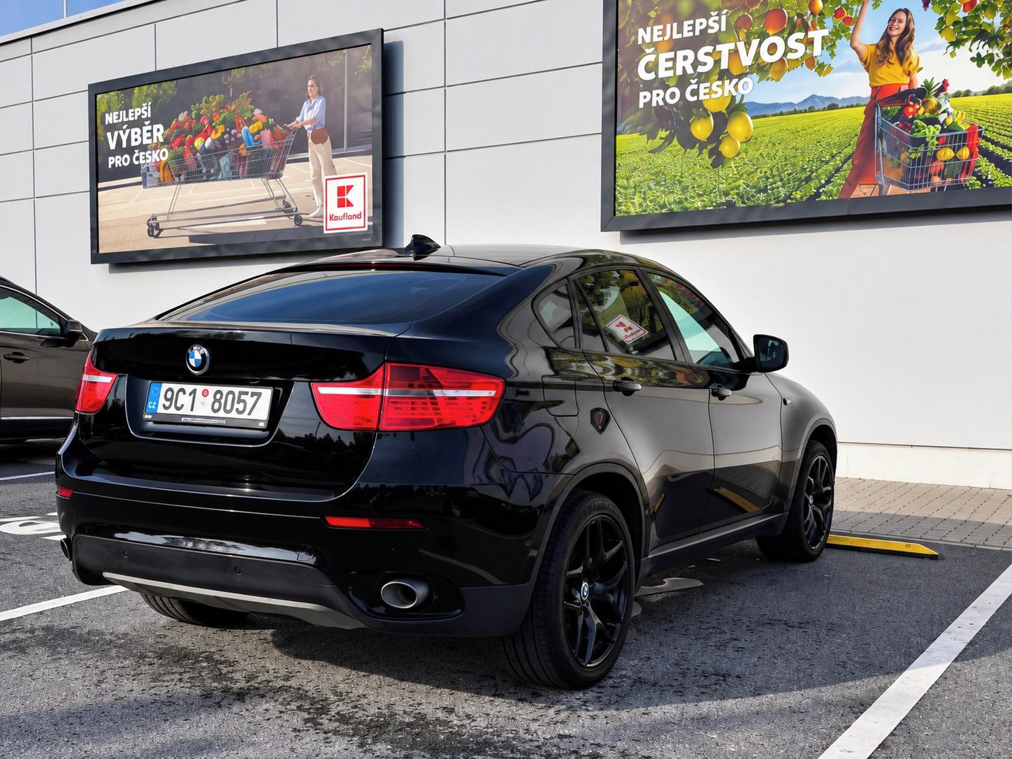 BMW X6, Bmw x6 180kw Generální opravě