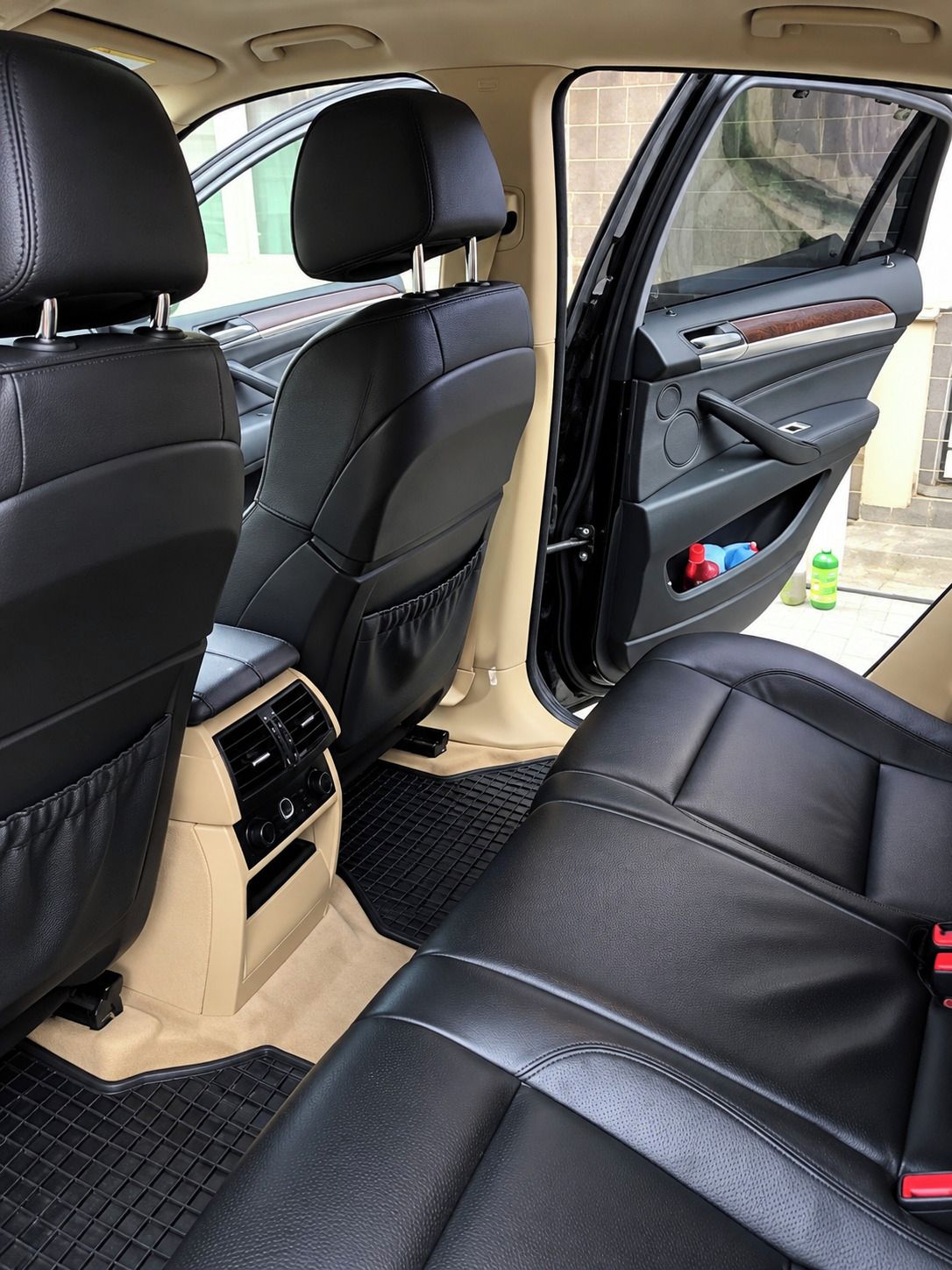 BMW X6, Bmw x6 180kw Generální opravě - fotka 6