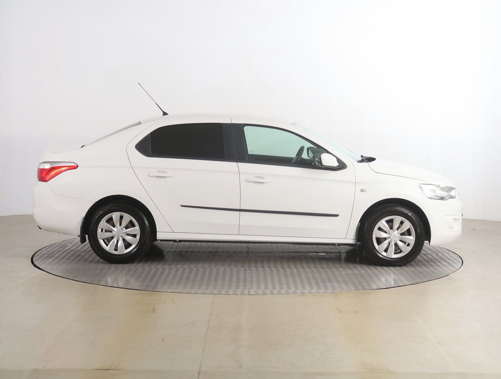 Citroën C-Elysée, 1.2 PureTech, Serv.kniha - fotka 6