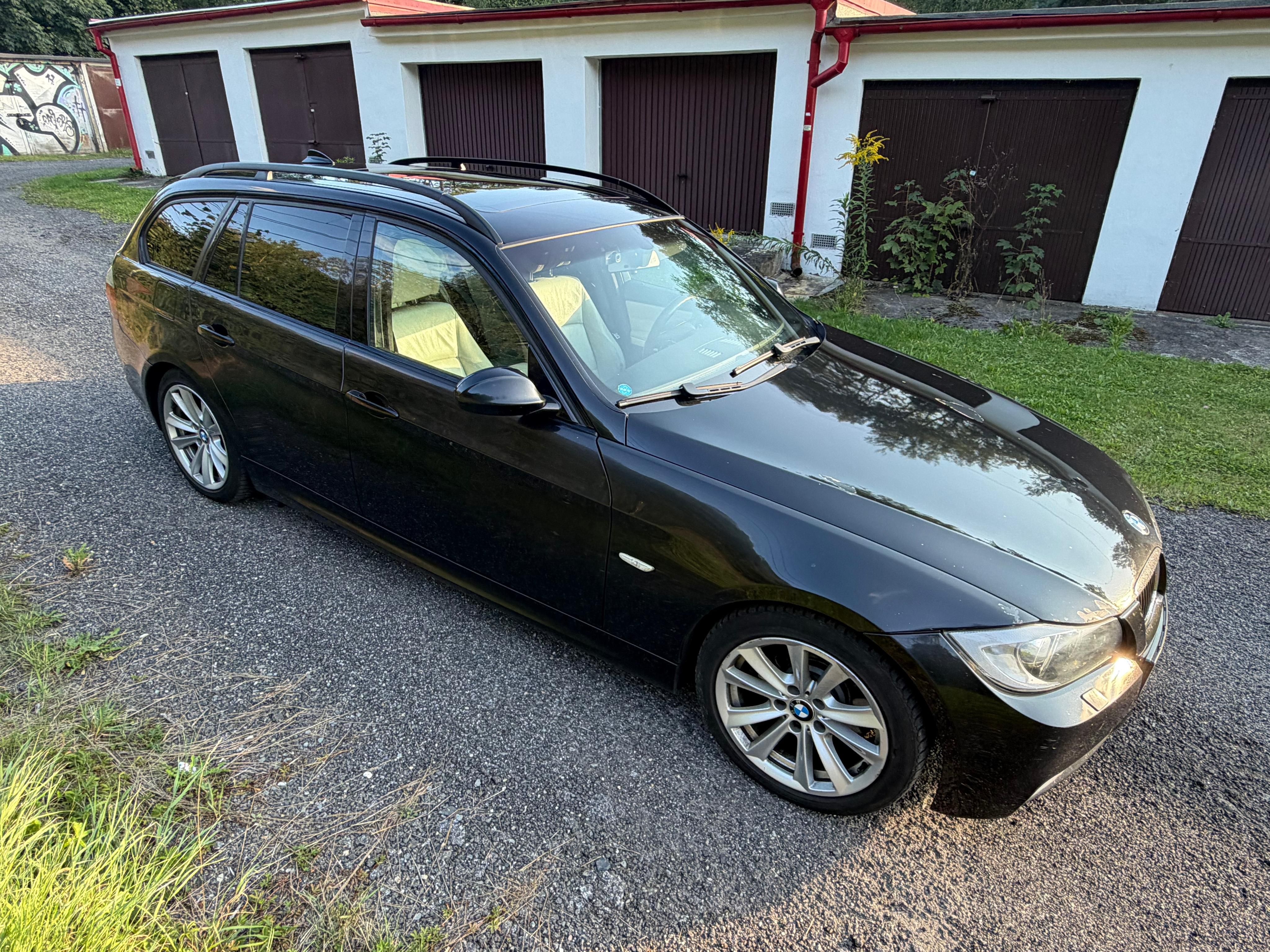 BMW Řada 3, E91 325d 145 kW M-paket - fotka 5