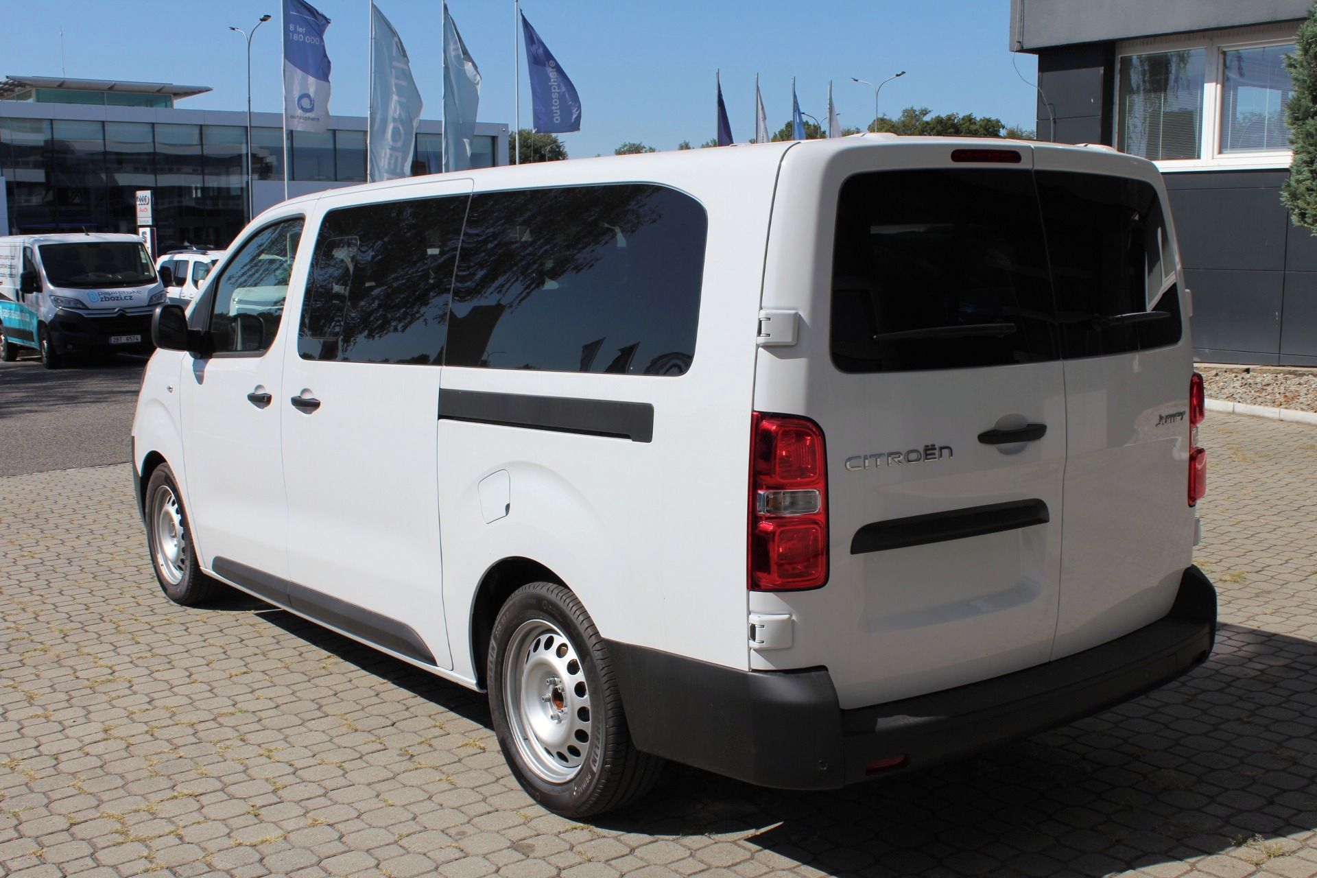 Citroën Jumpy, KOMBI L3 2.2 BlueHDi 150 S&S M - fotka 3