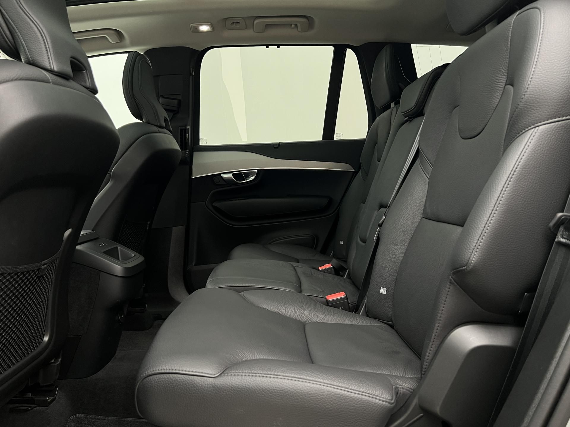 Volvo XC90, B5 AWD BRIGHT PLUS 7 MÍST AUT - fotka 6