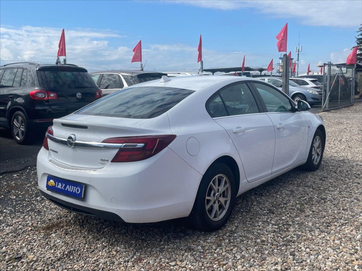 Opel Insignia, 2,0 CDTi - fotka 6