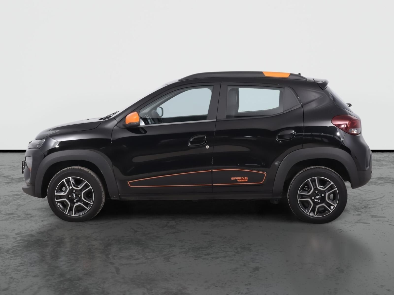 Dacia Spring, Electric 45 (27 kWh), Automat - fotka 3