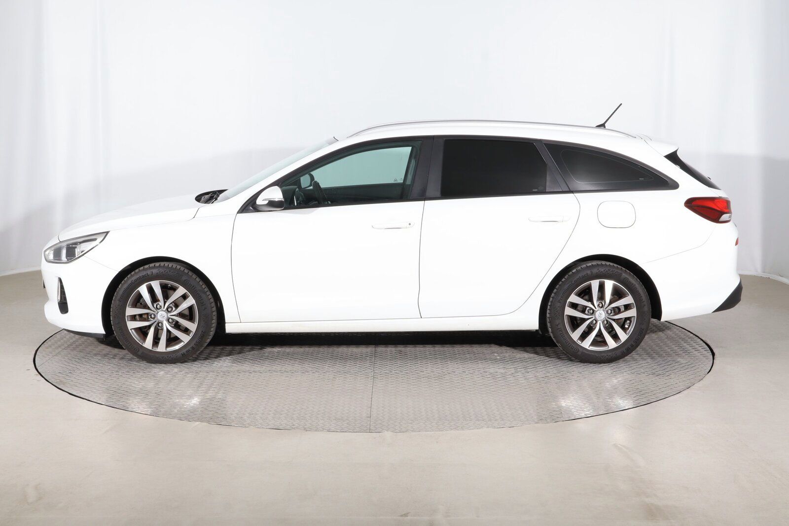 Hyundai i30, 1.6 CRDi, Serv.kniha - fotka 3