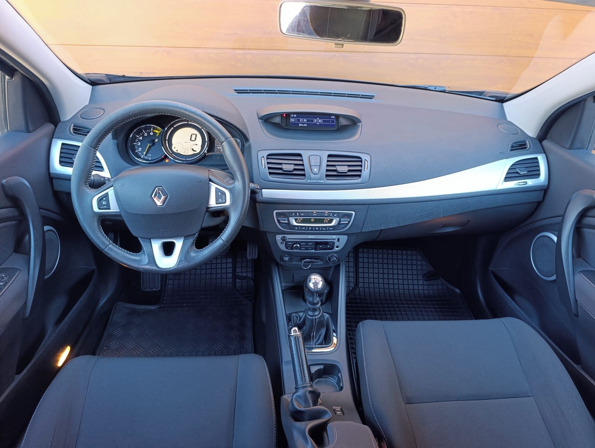 Renault Mégane, 1.maj,ČR,serv.k,záruka,rozvody - fotka 5