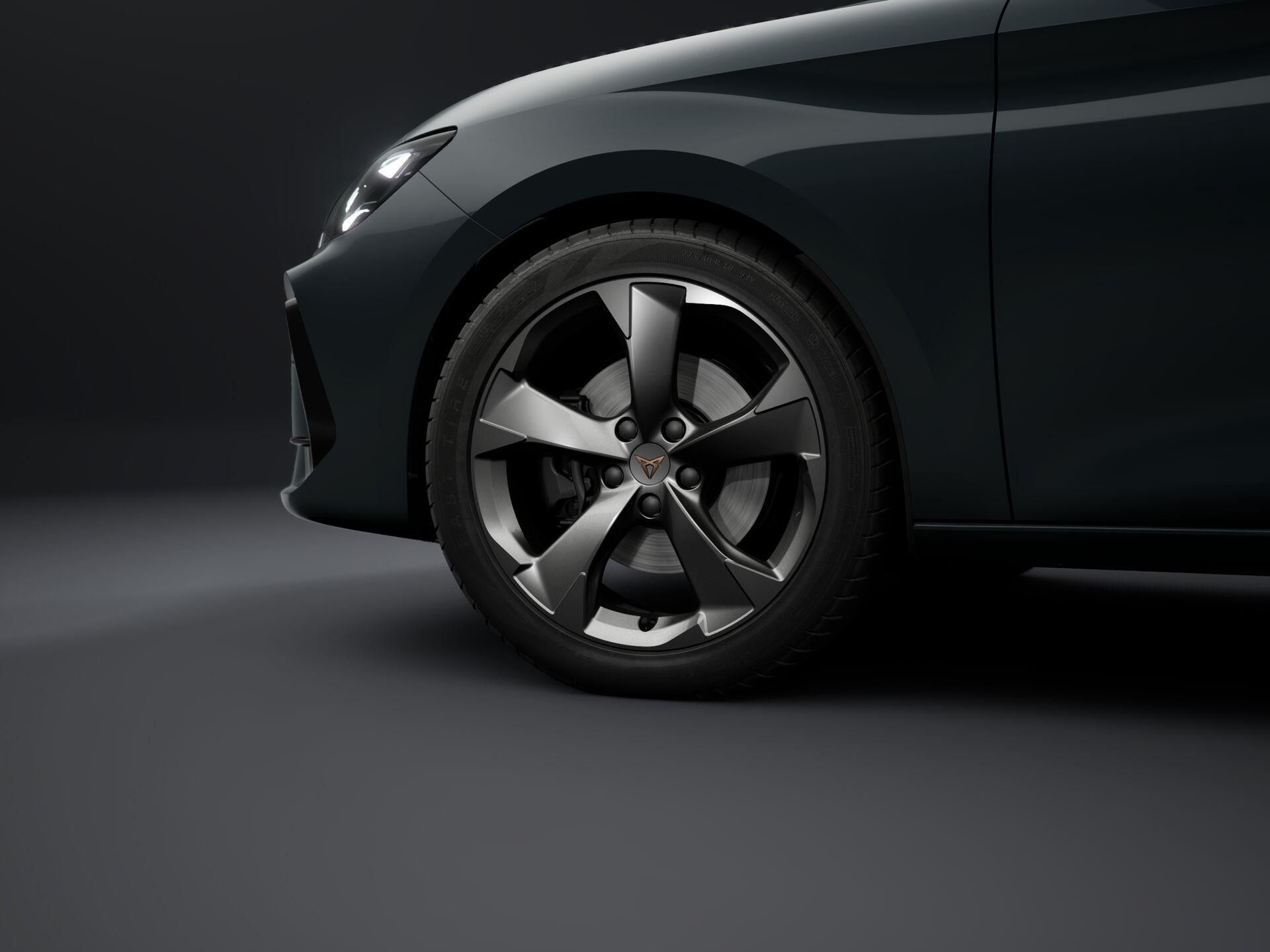 Cupra Leon, 2.0 TSI / 150 kW SP - fotka 4