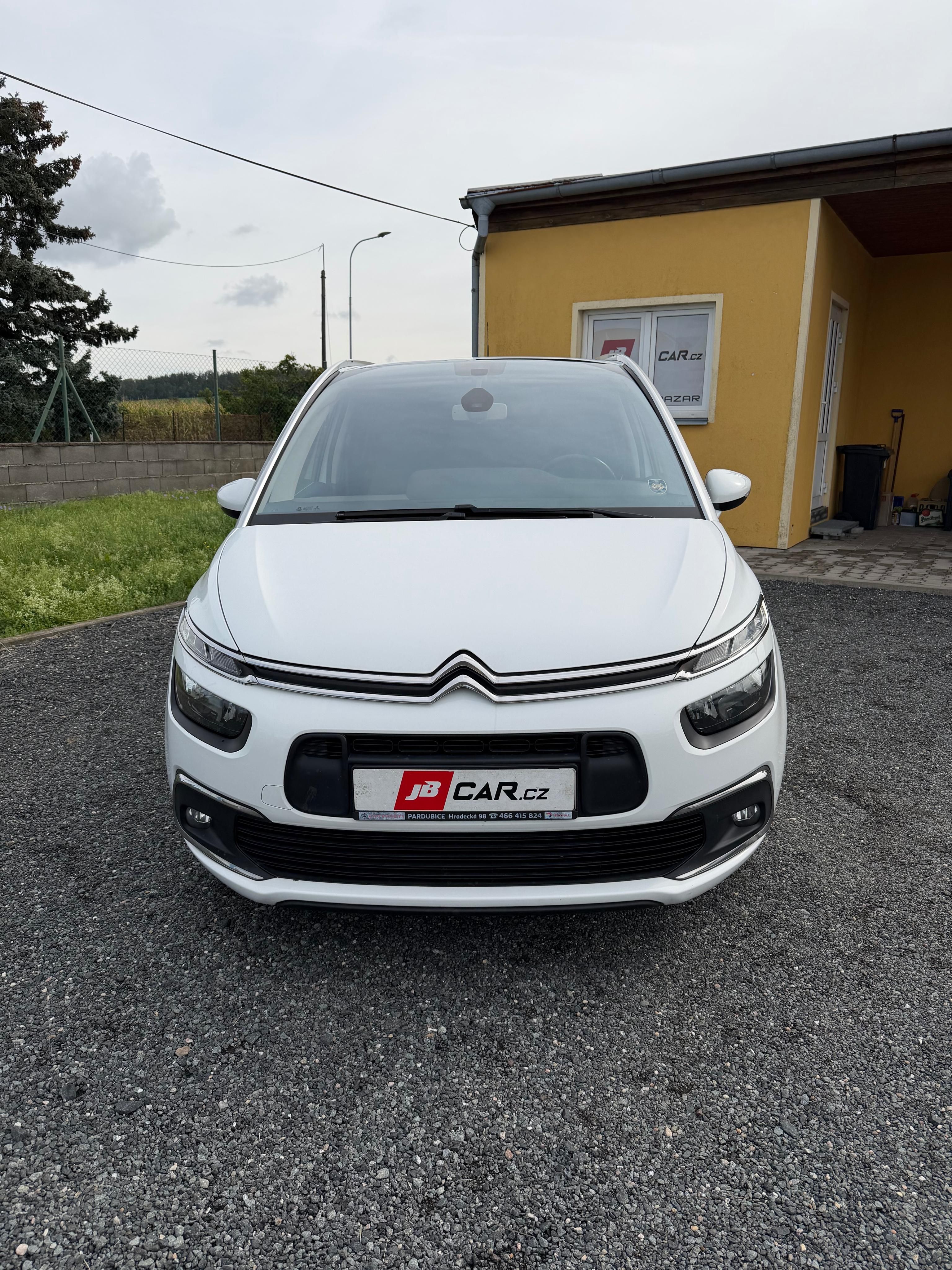 Citroën Grand C4 Picasso, 1.6 HDi VÝHŘEV TAŽNÉ 7M ČR 1.M - fotka 3