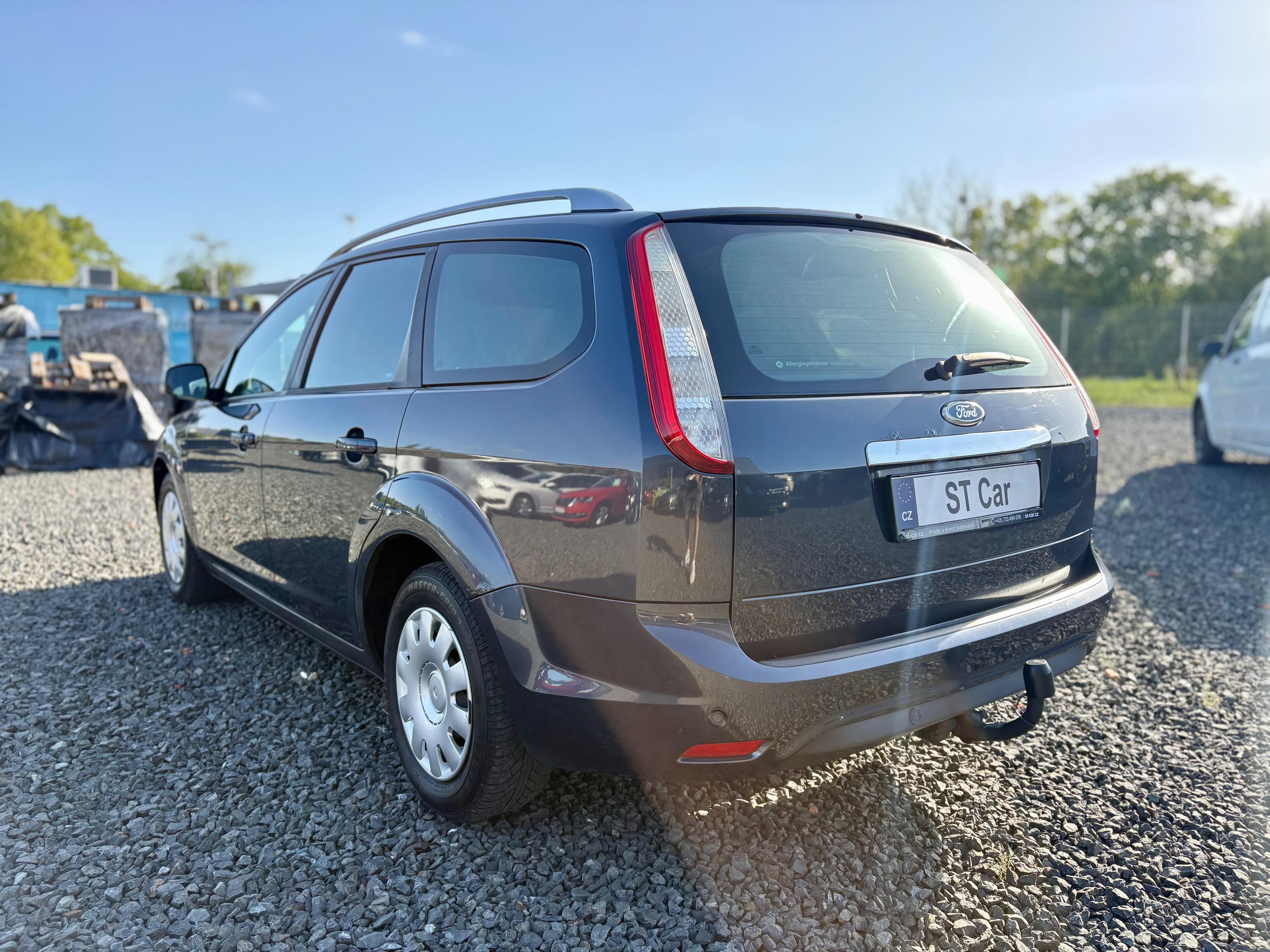 Ford Focus, 1.6i 85kw Titanium - fotka 6