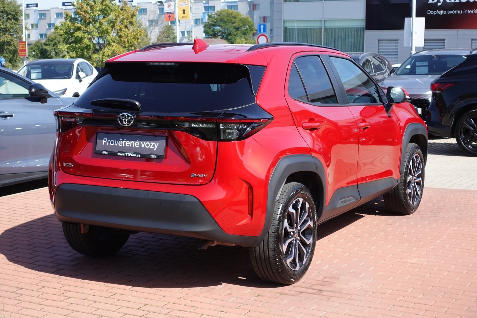 Toyota Yaris, 1,5 HEV Style - fotka 6