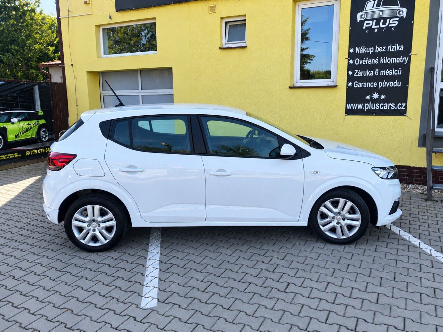 Dacia Sandero, 1,0i (67kW)*STK DO 8/2028* - fotka 5