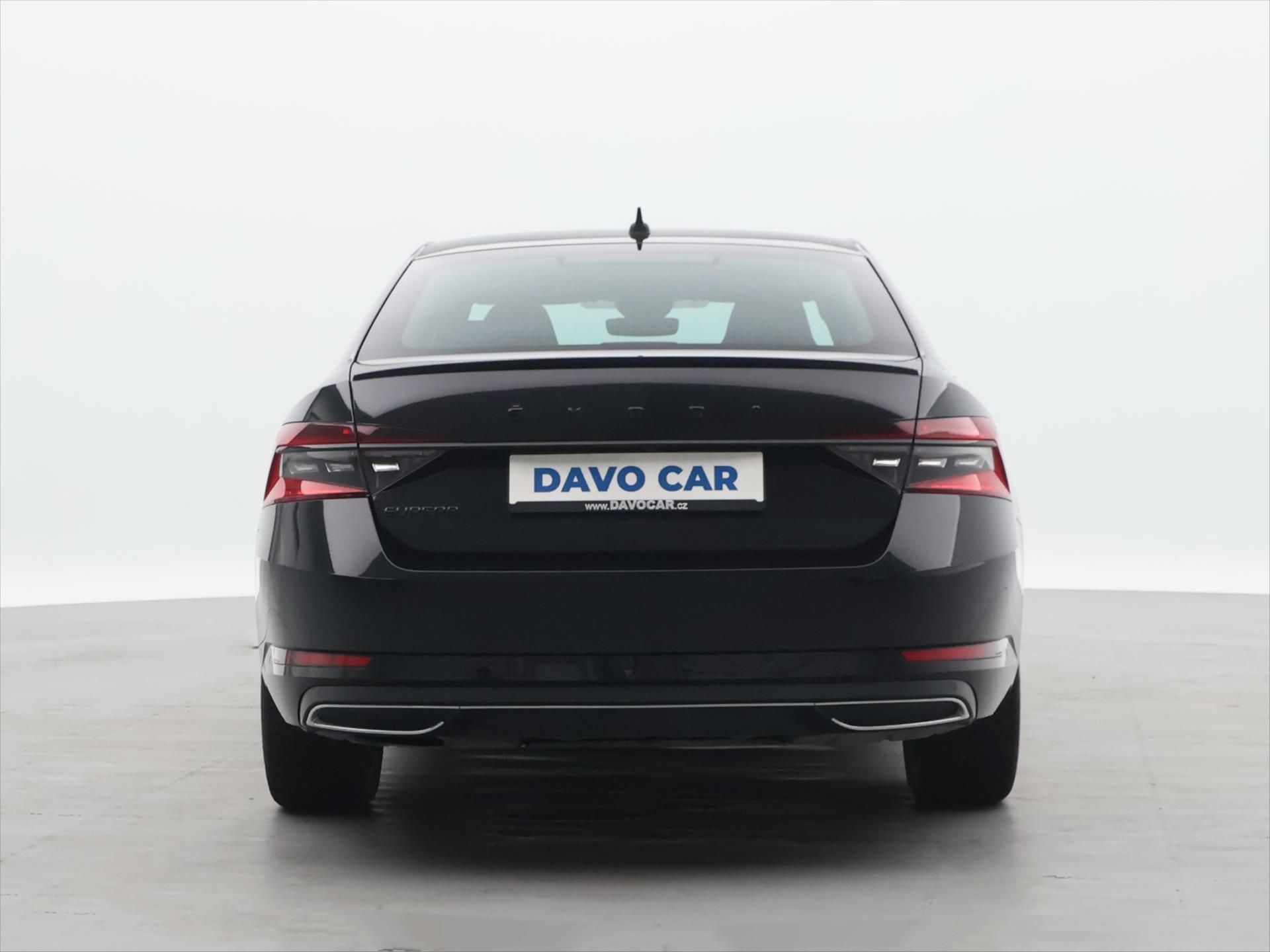Škoda Superb, 2,0 TDI 110kW SportLine DSG CZ - fotka 6