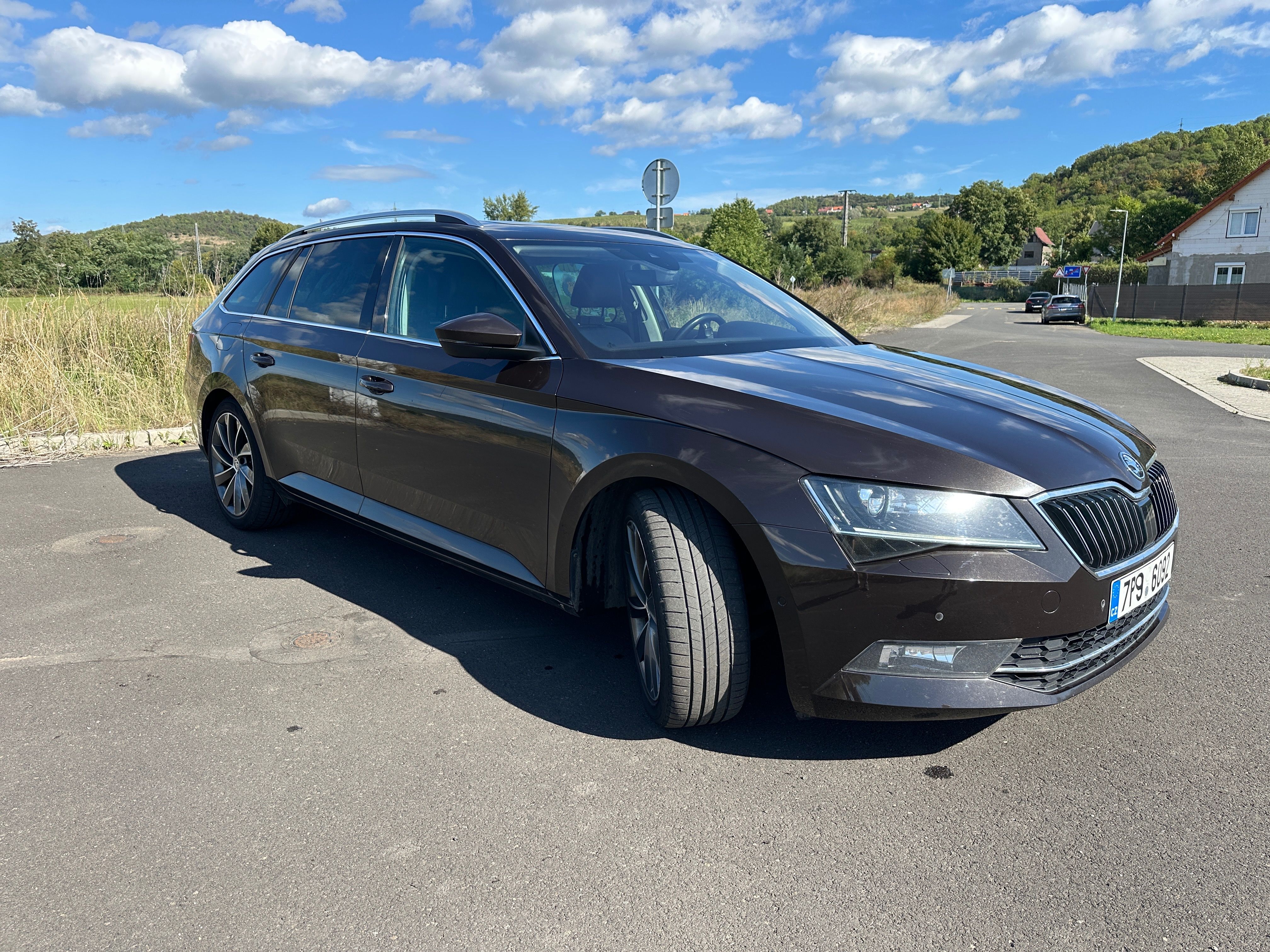 Škoda Superb, Škoda Superb 2.0tdi 140kw DSG - fotka 3
