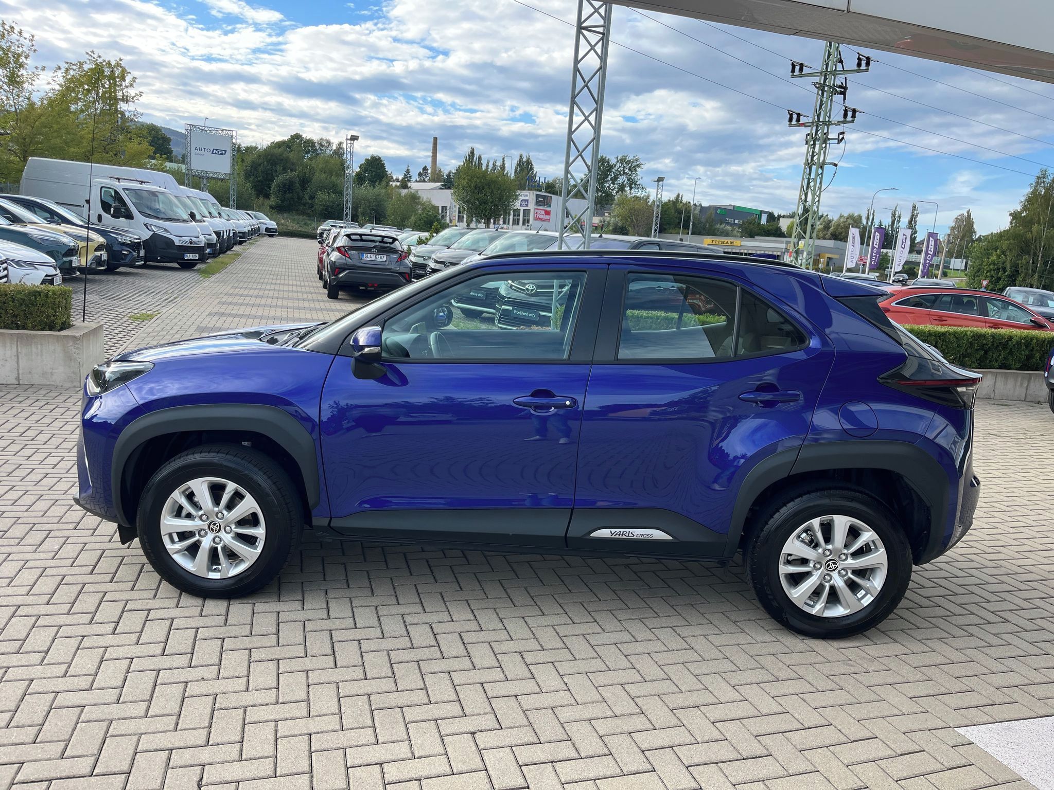 Toyota Yaris Cross, 1.5 Hybrid e-CVT Comfort - fotka 3