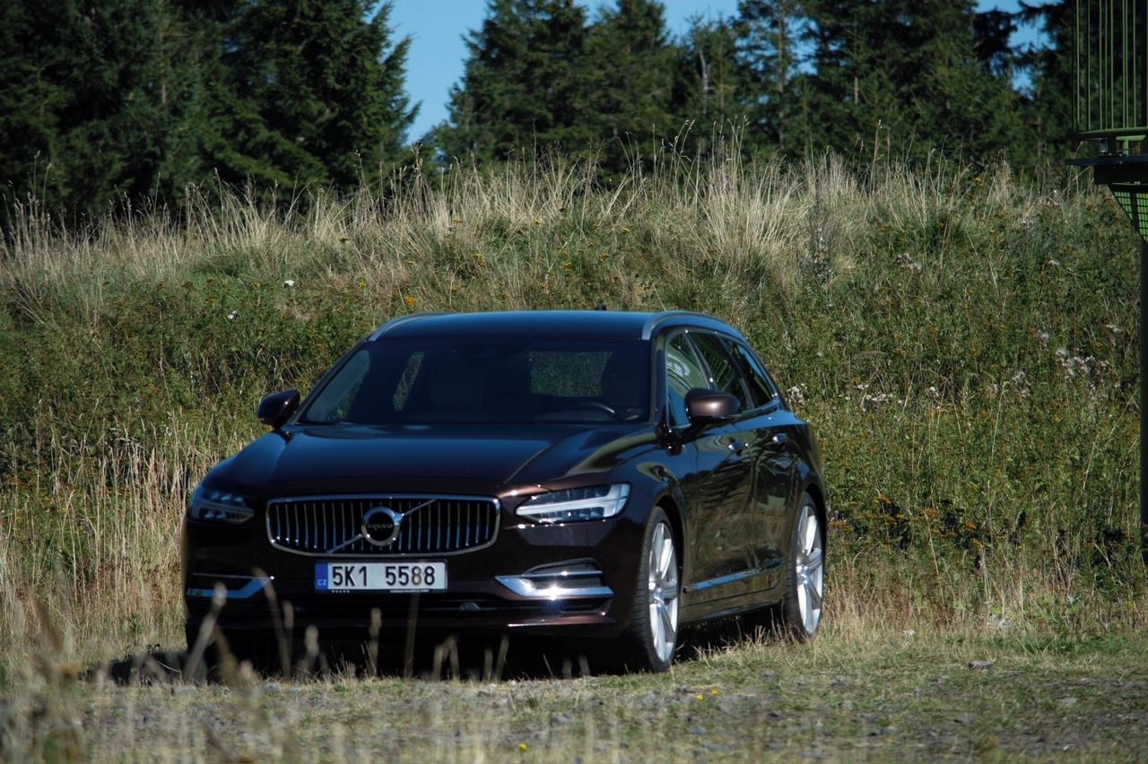 Volvo V90, D4 Inscription, model 2020,TOP - fotka 3