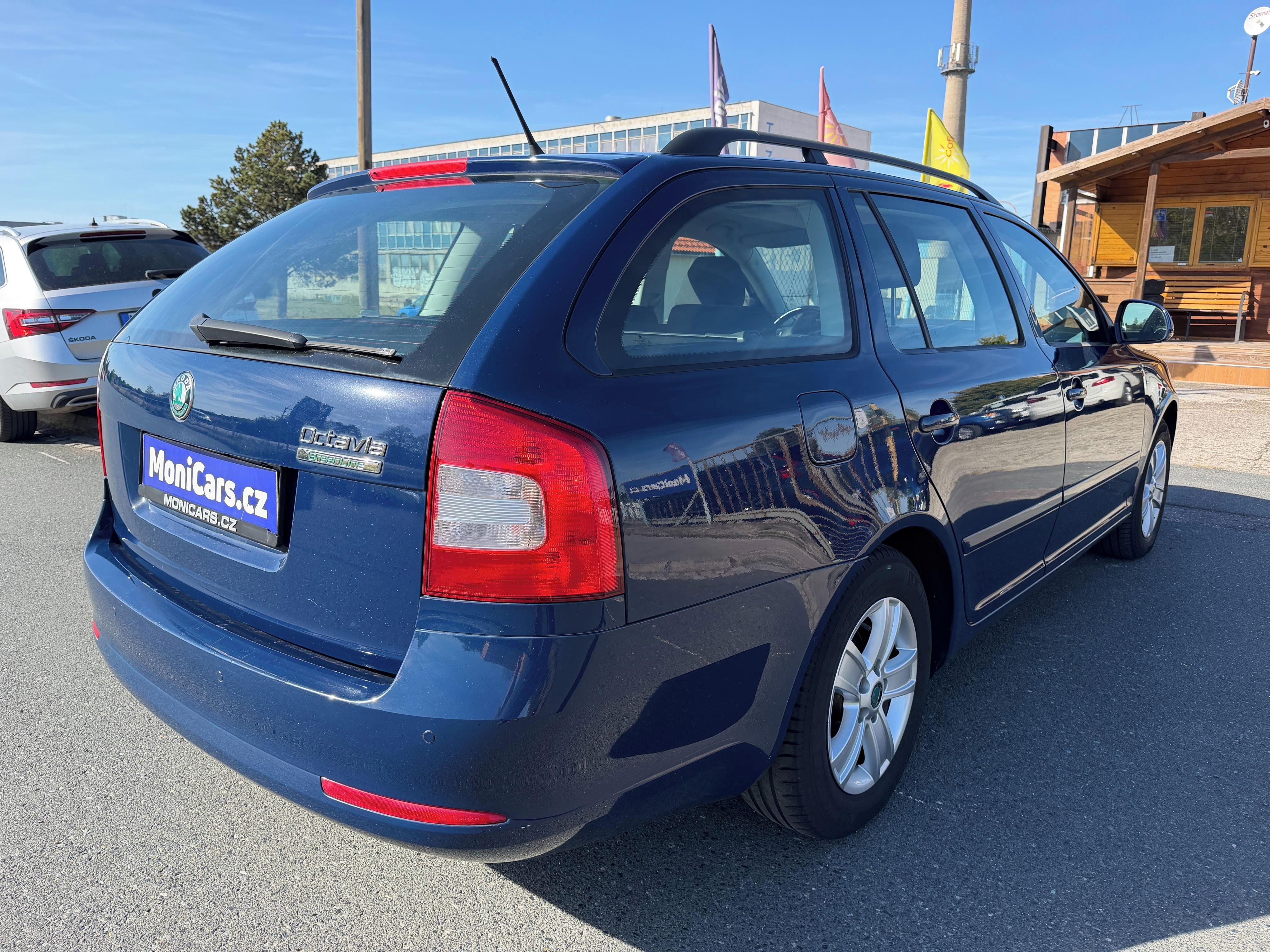 Škoda Octavia, 1.6 TDi 77kW GreenLine - fotka 5
