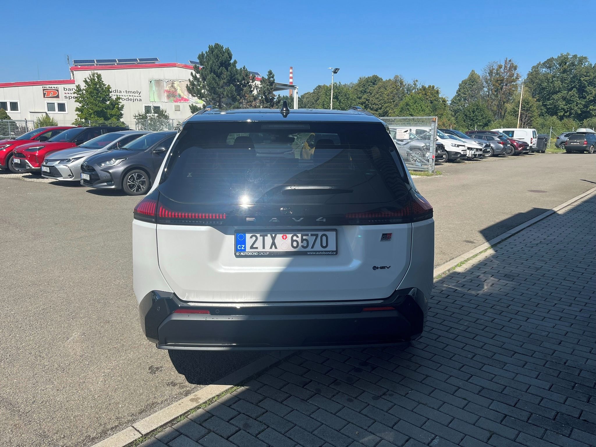Toyota Rav4, 2.5L HEV GR Sport + TAŽNÉ - fotka 6