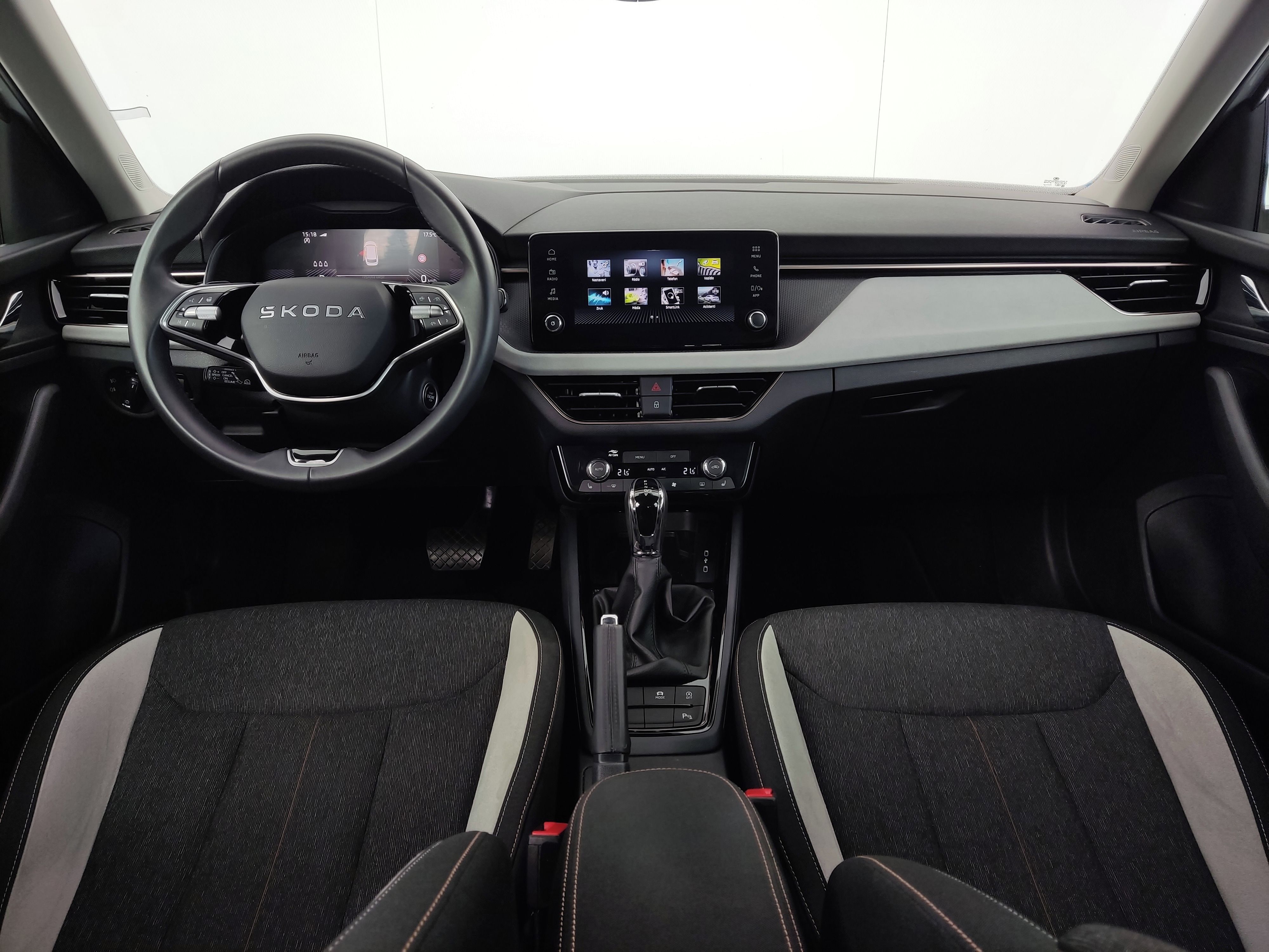 Škoda Kamiq, 1.0 TSI 85kW DSG Top Selection - fotka 5