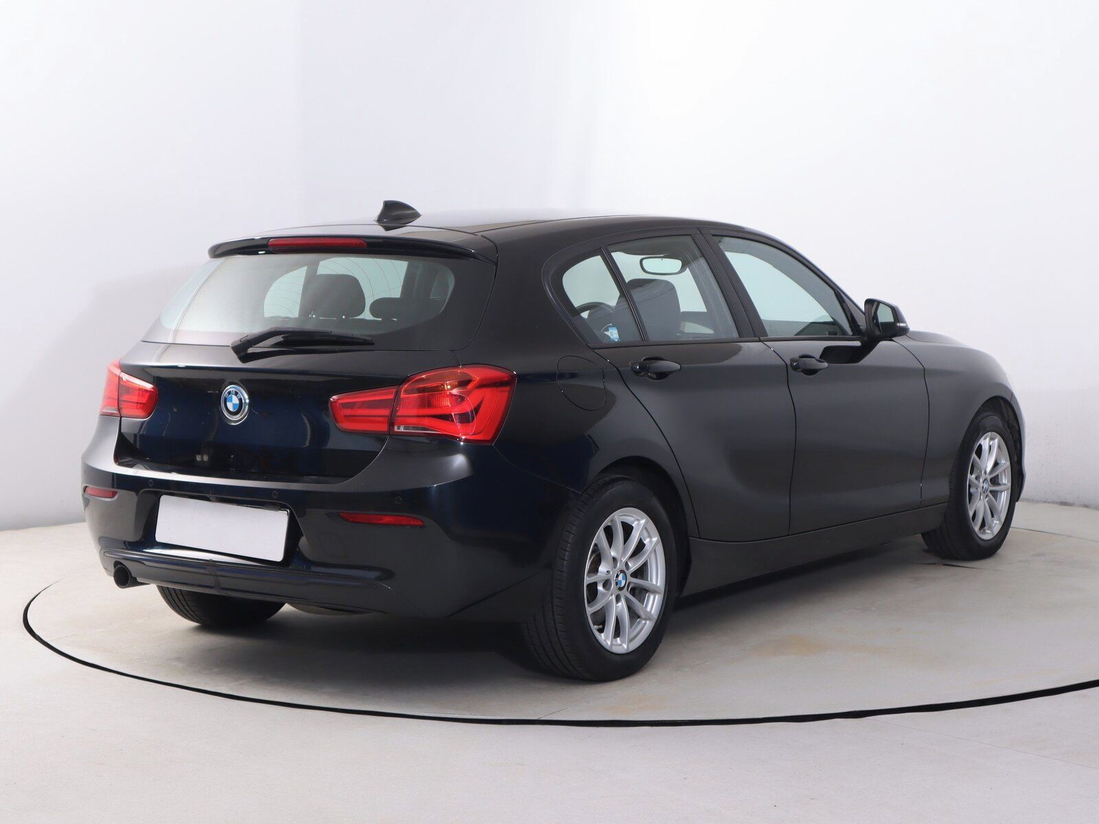 BMW Řada 1, 116d, Automat, Serv.kniha - fotka 5