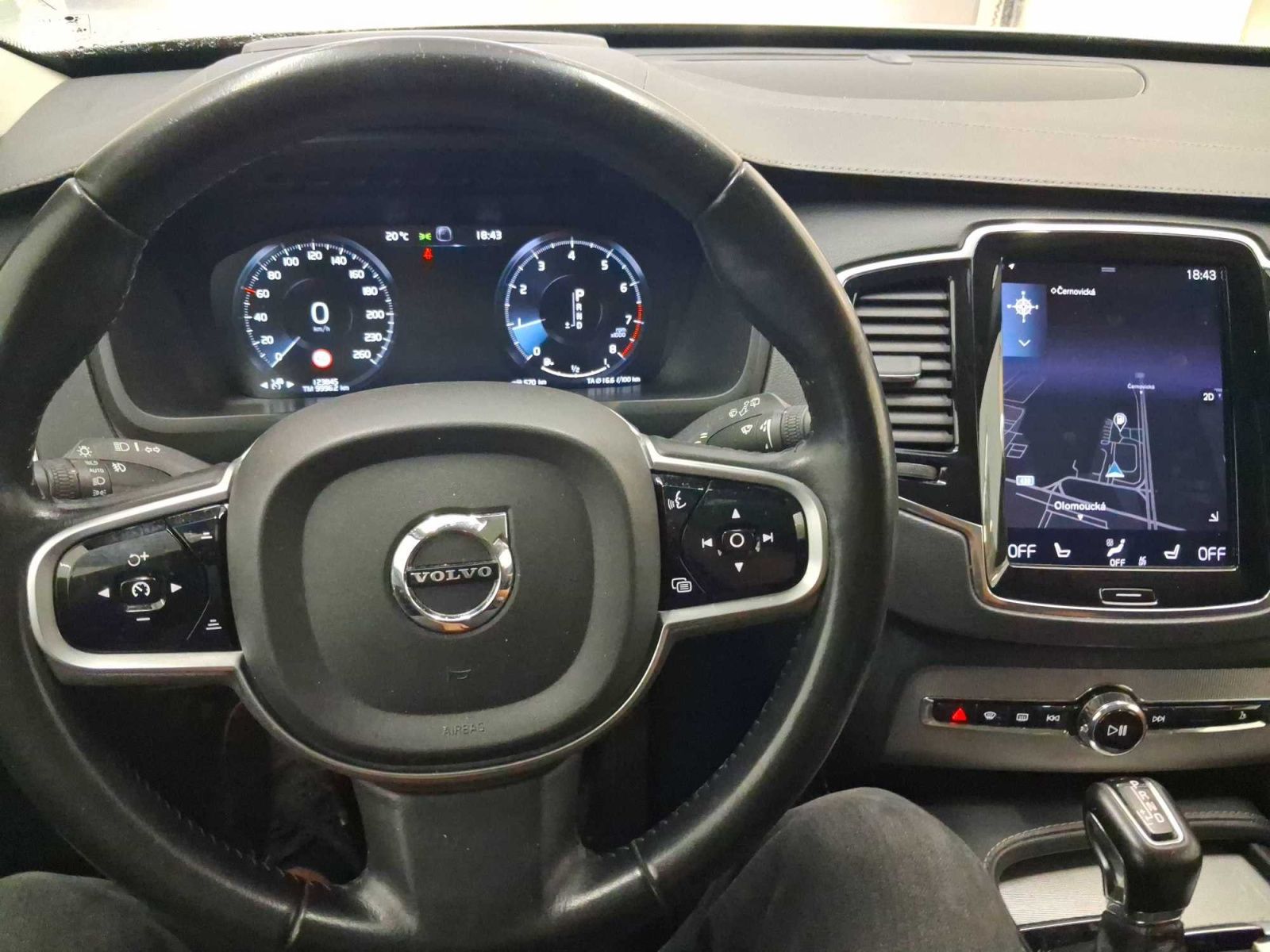 Volvo XC90, T6 AWD, 4X4, Automat - fotka 3