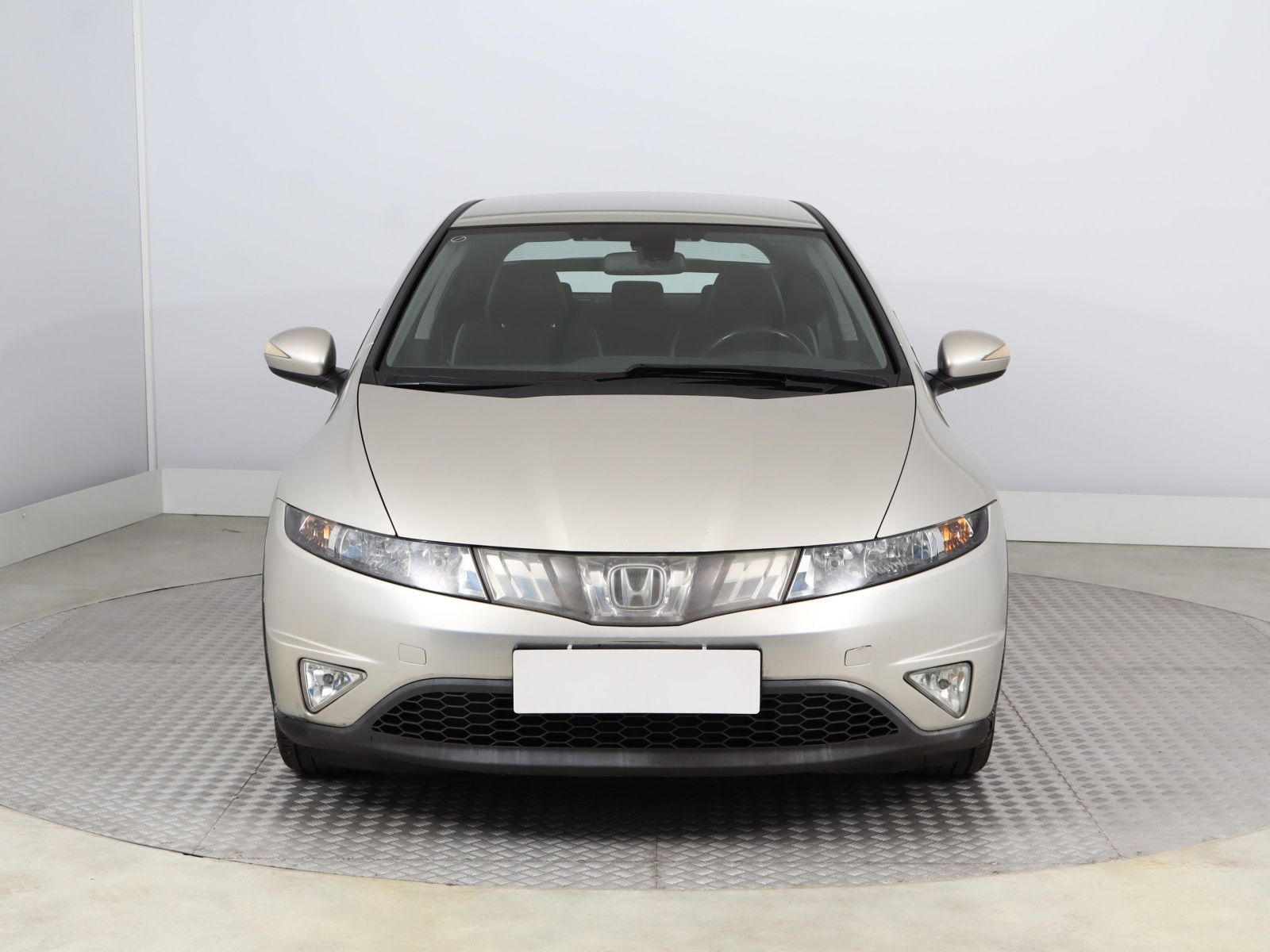 Honda Civic, 1.8 i, po STK, jezdí výborně - fotka 2