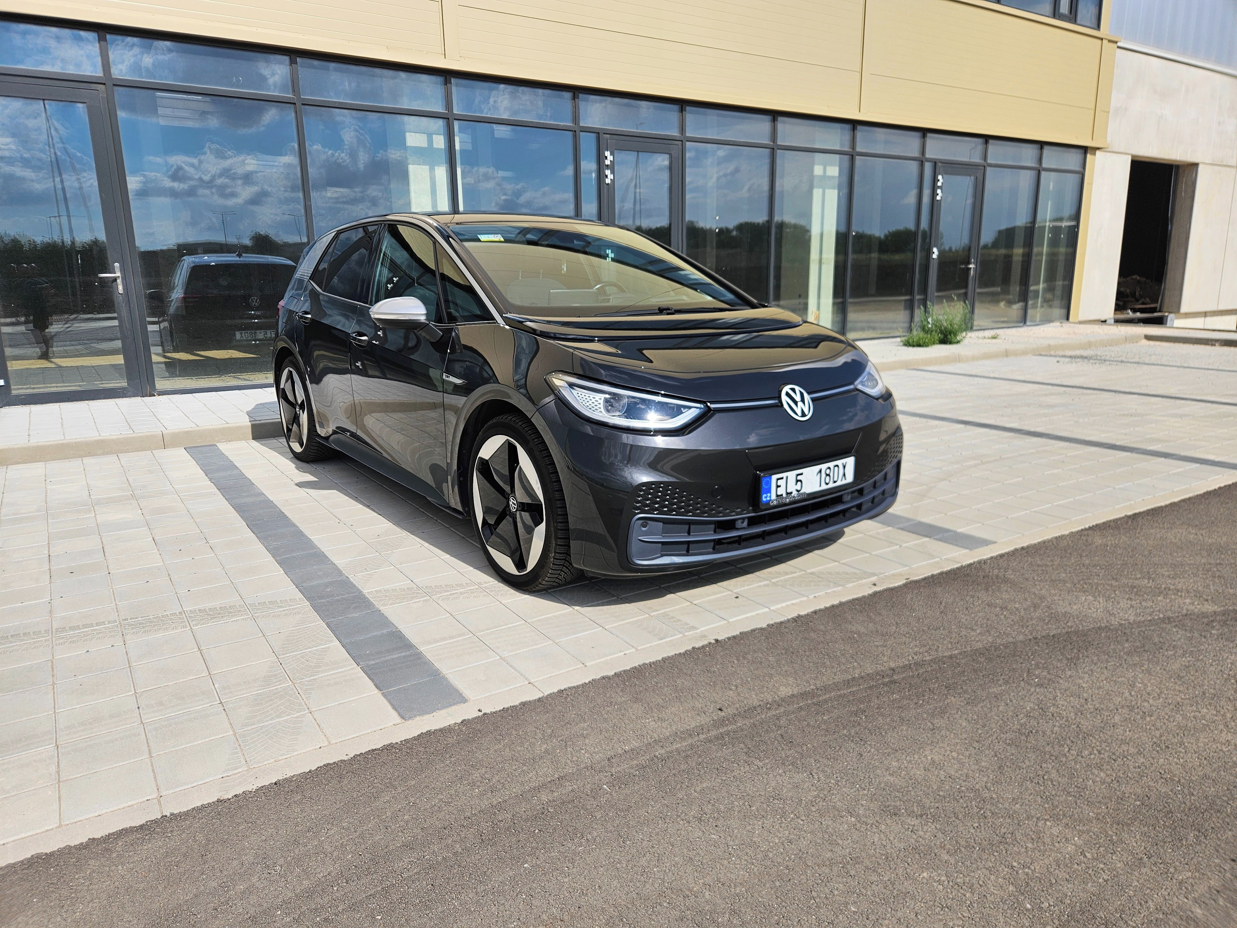 Volkswagen ID.3, 150kW, Matrix, Head-up, záruka - fotka 3