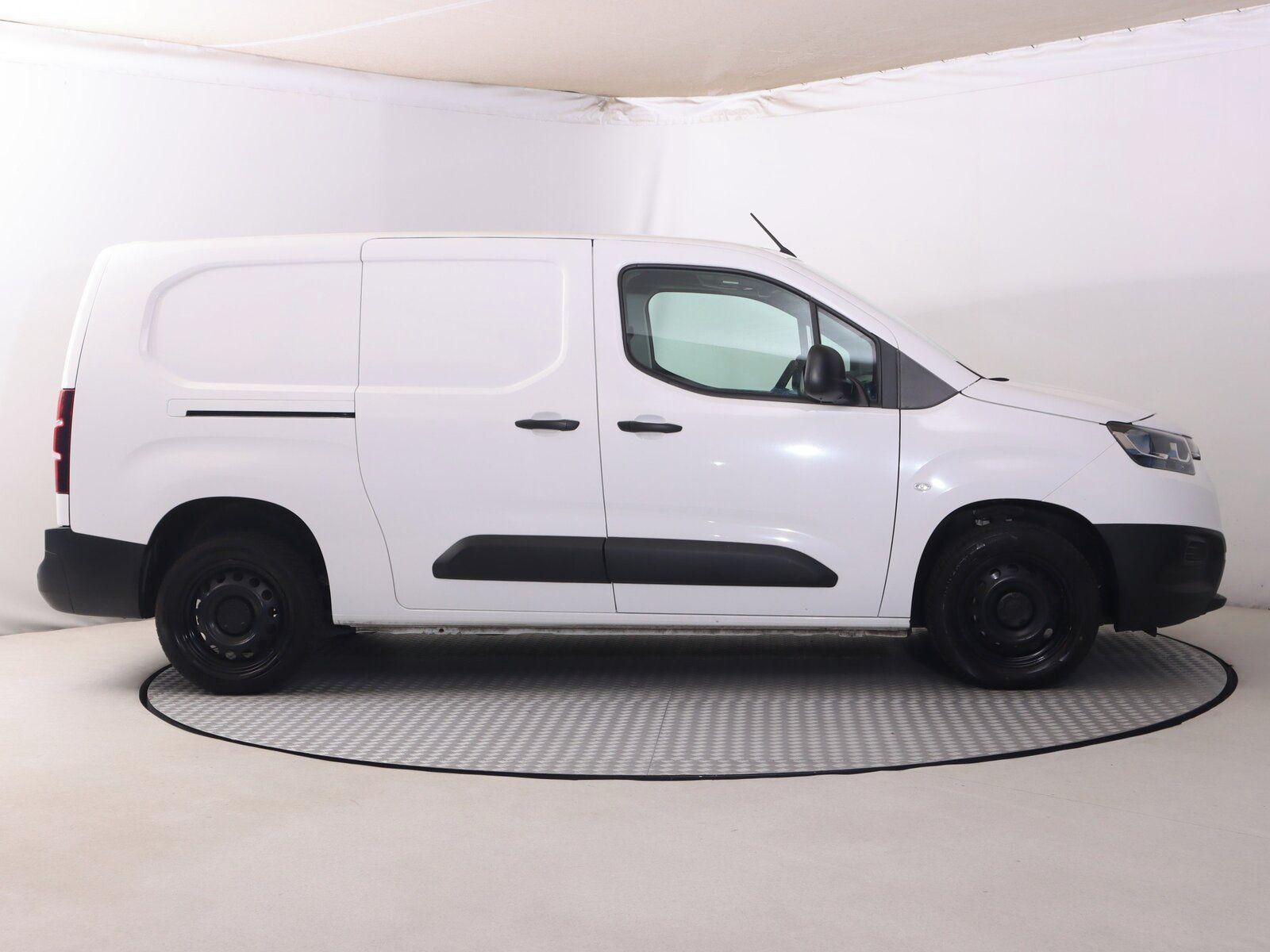 Toyota Proace City, Maxi 1.5 D-4D, 3Místa, ČR, DPH - fotka 6