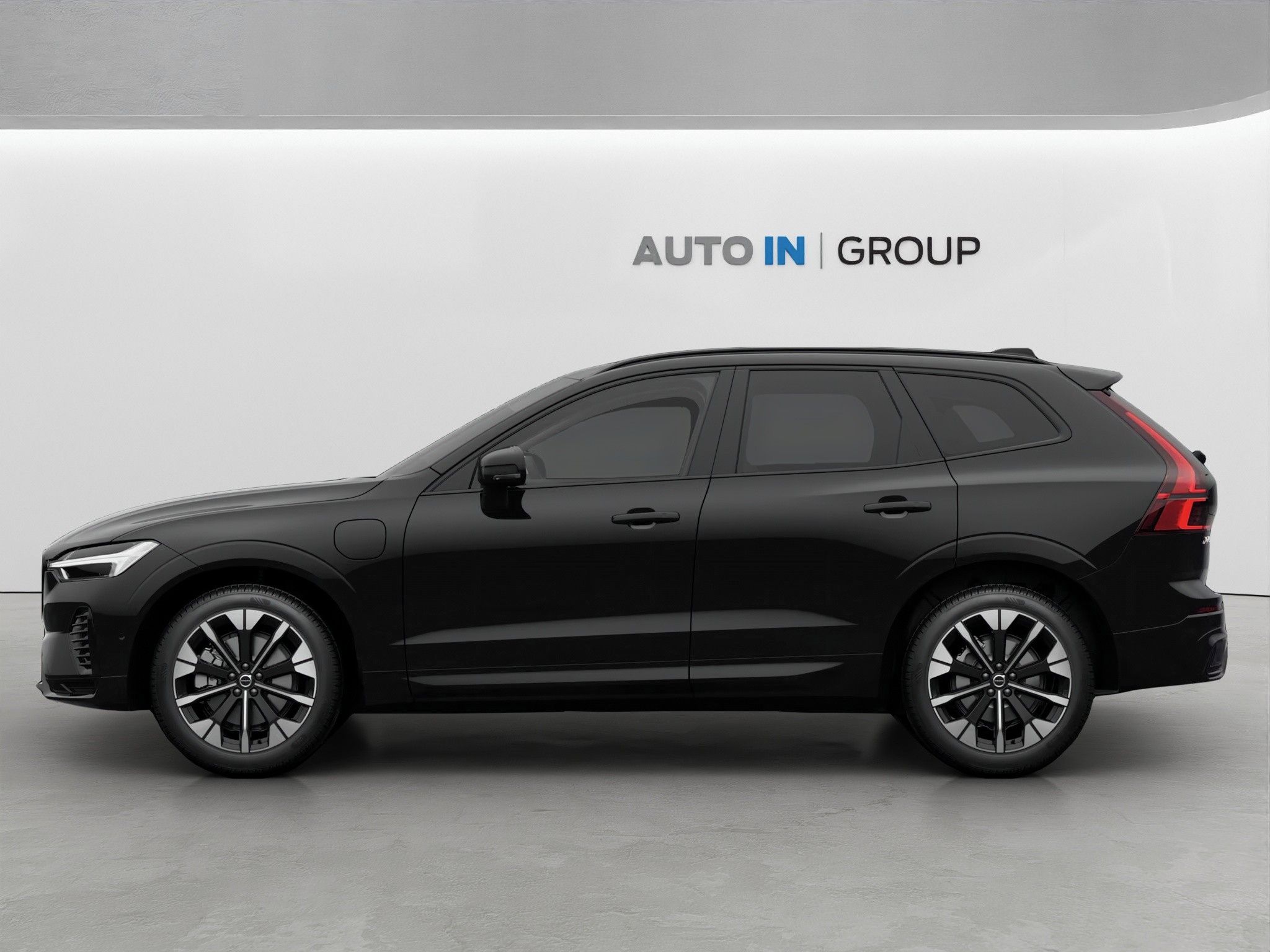 Volvo XC60, PLUS DARK T6 AWD,360°KAMERA - fotka 3