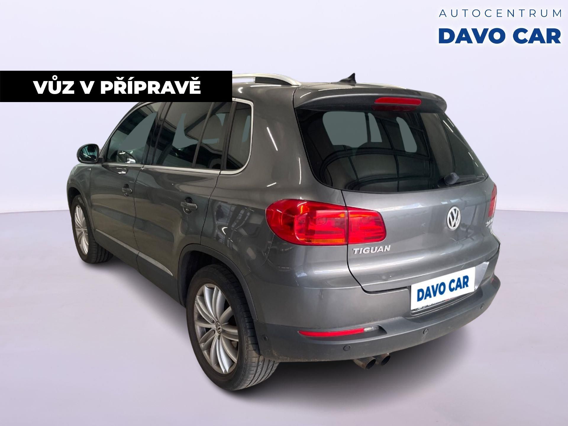Volkswagen Tiguan, 2,0 TDI 103kW Sport&Style 1.Ma - fotka 2