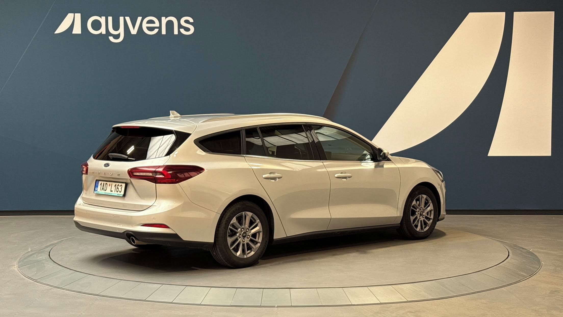 Ford Focus, 1.0 EcoBoost mHEV 114kW Titani - fotka 2
