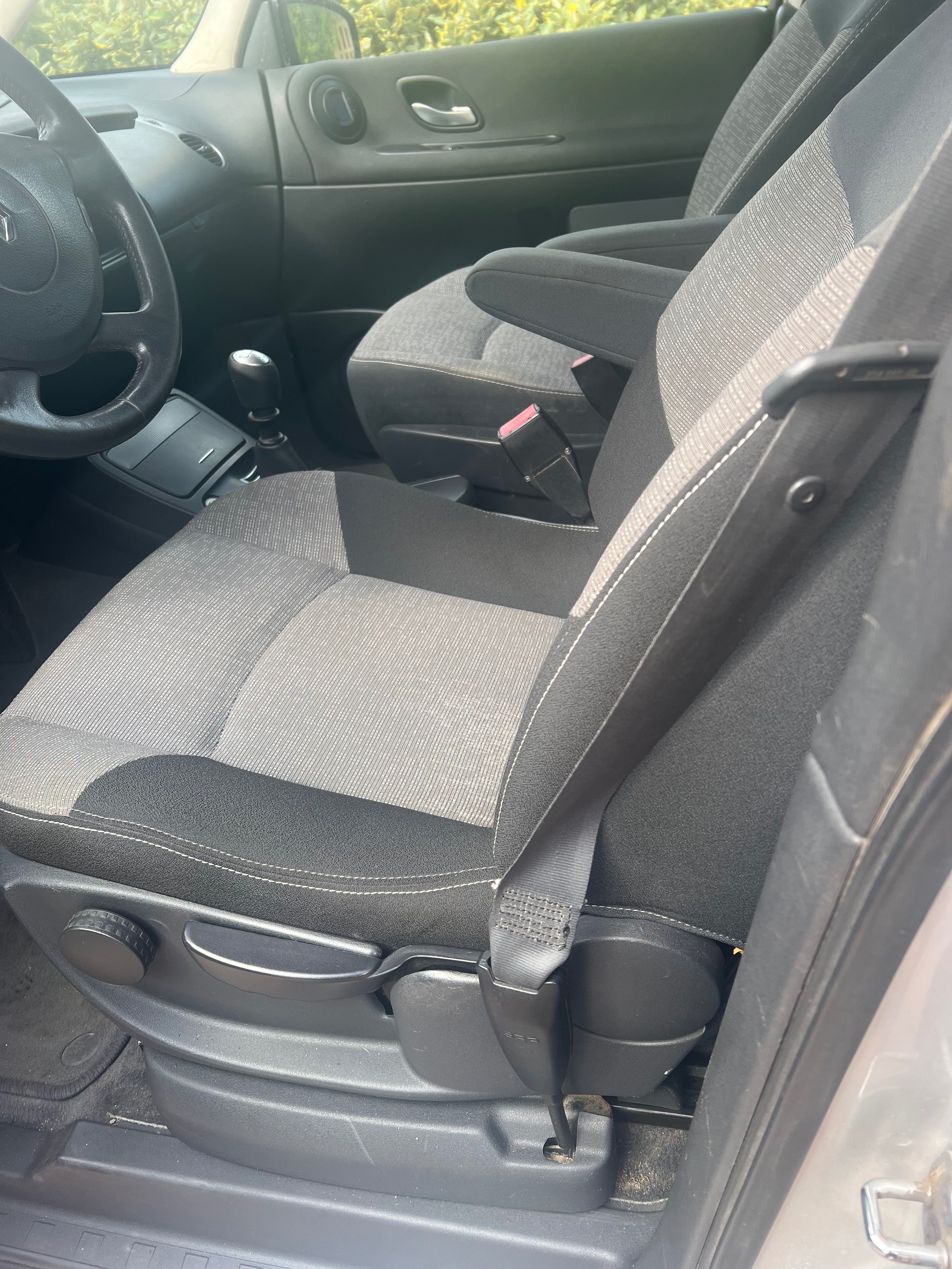 Renault Espace, 2DCI 127KWcebia vin maile - fotka 6