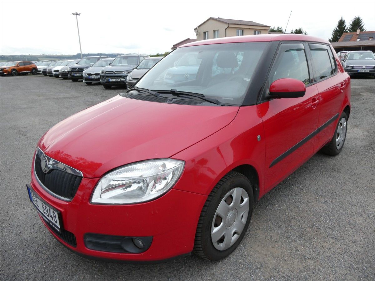 Škoda Fabia, 1,6 i16V 77kW AUTOMAT,klima,ČR - fotka 3