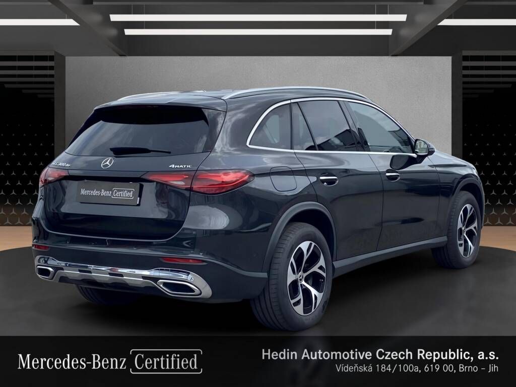 Mercedes-Benz GLC, 300 de 4MATIC - fotka 5