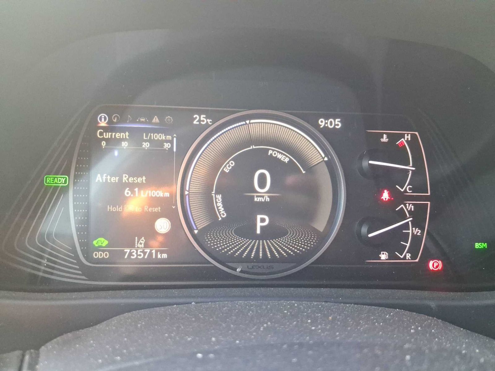 Lexus UX 250h, 250h, Automat, ČR,1.maj - fotka 3