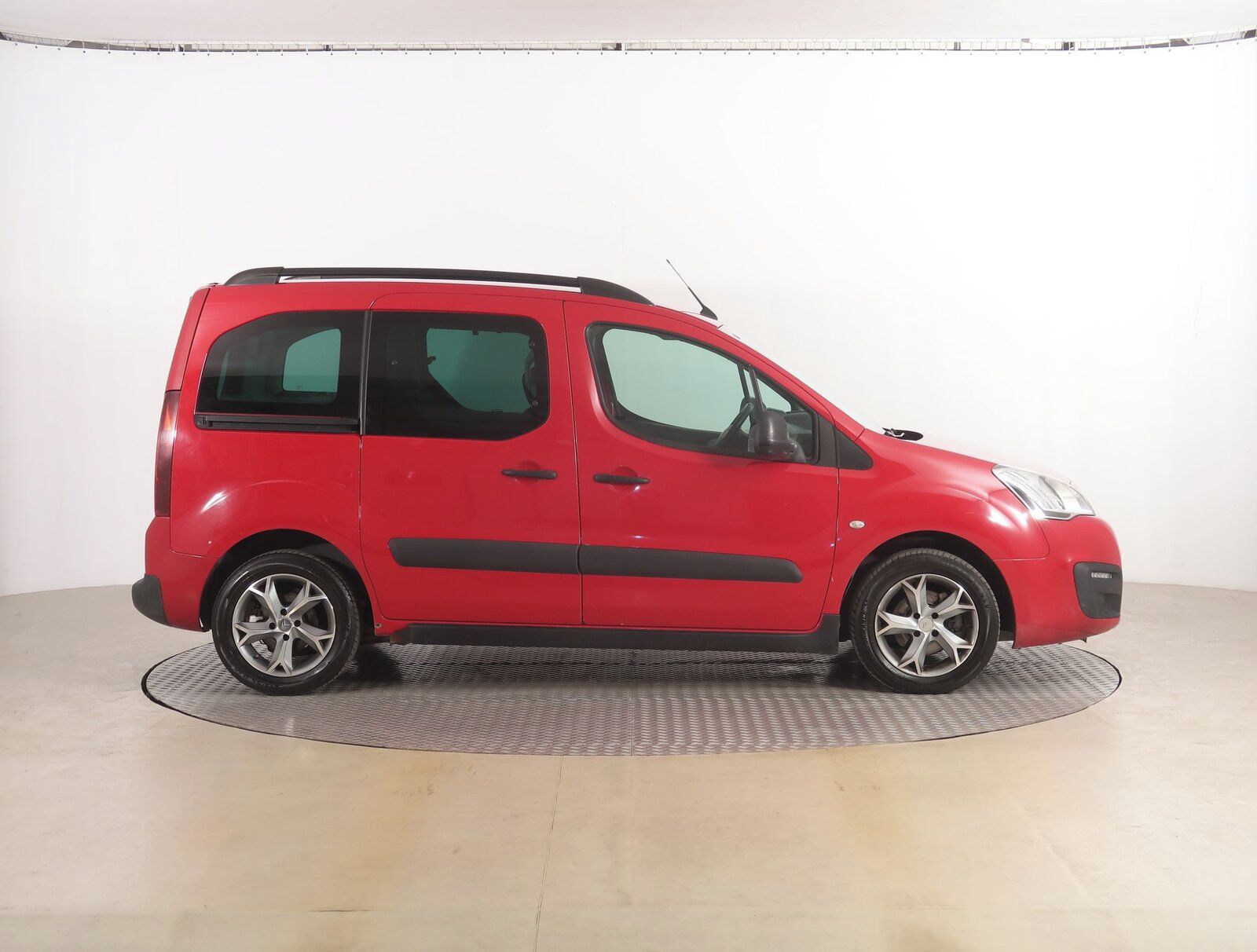 Citroën Berlingo, 1.6 VTi, XTR, 5Míst, ČR - fotka 6