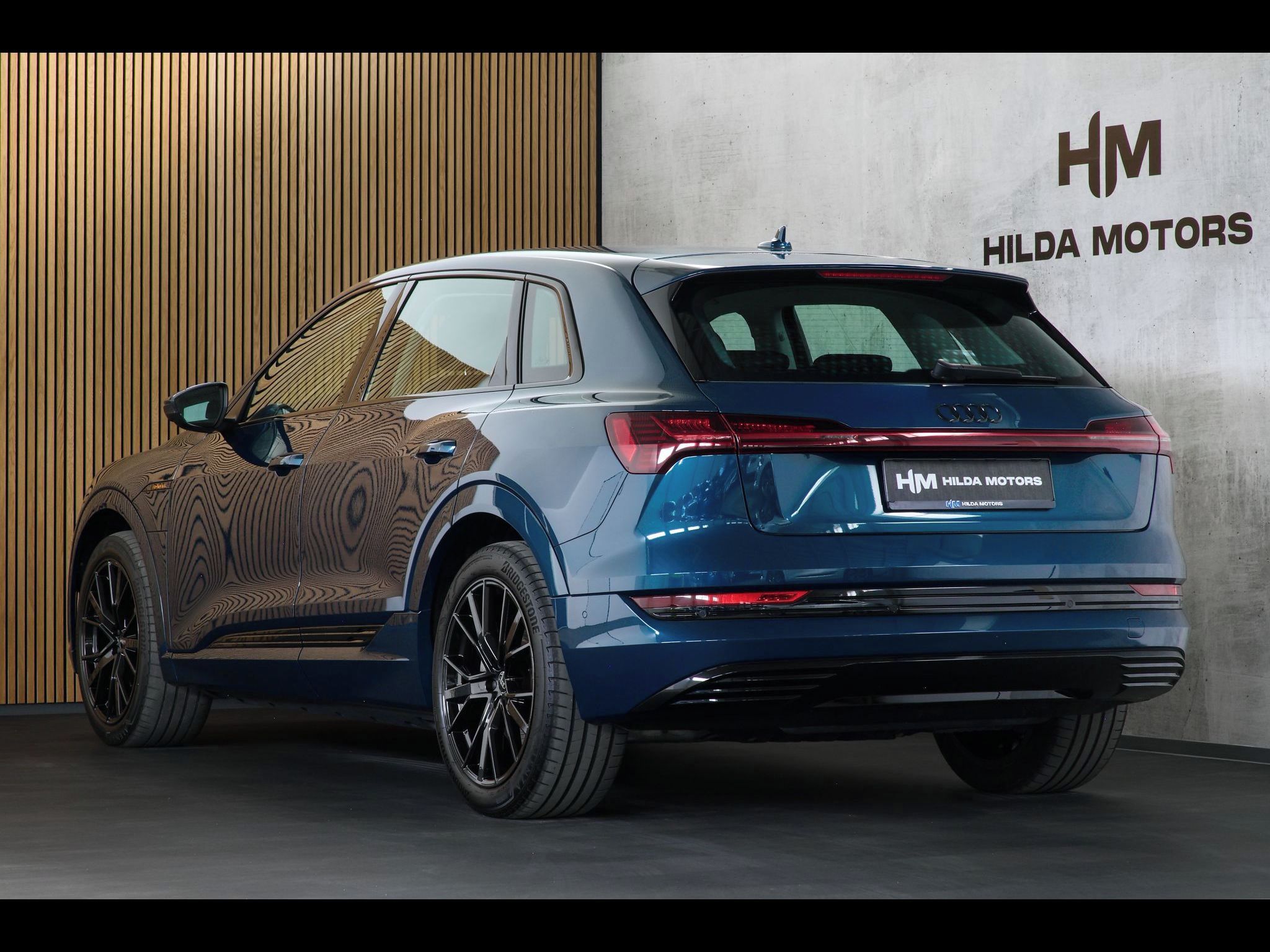 Audi e-tron, 55 300kW Kessy ACC HUD ZÁRUKA - fotka 2