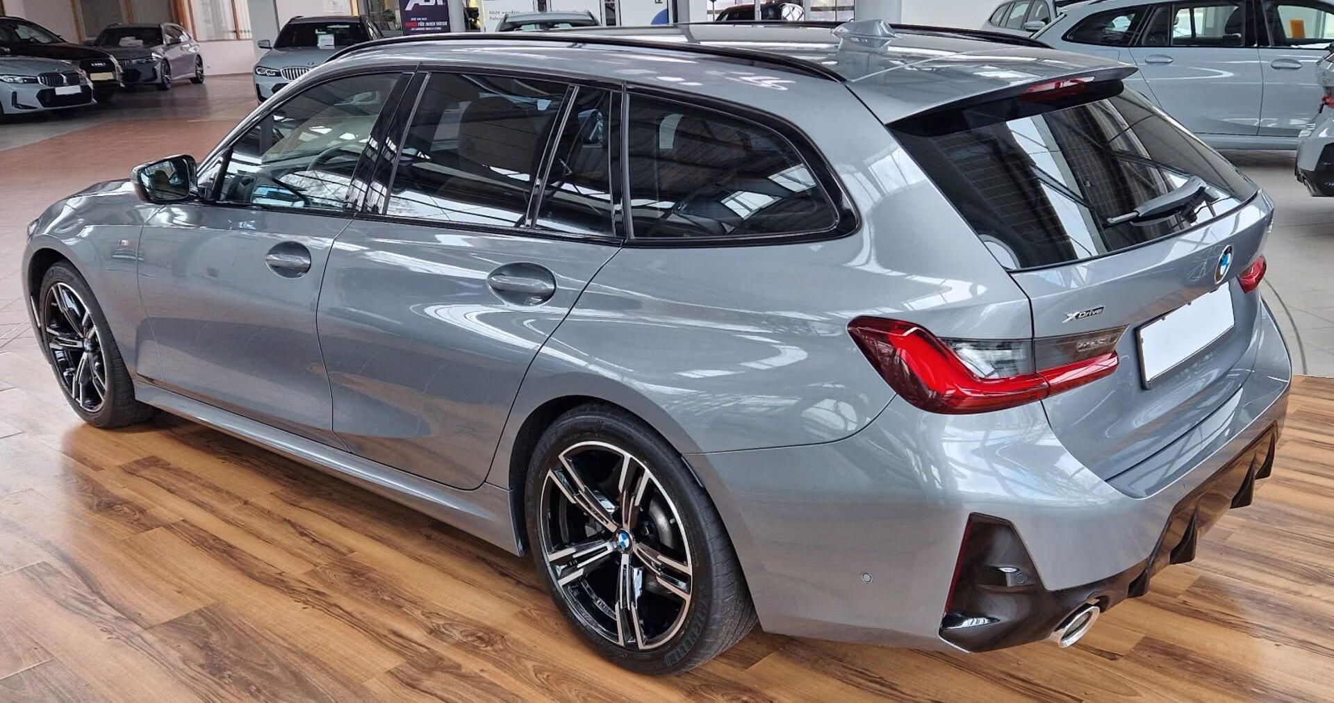 BMW Řada 3, 330i xDrive M-Sport ACC H/K - fotka 6
