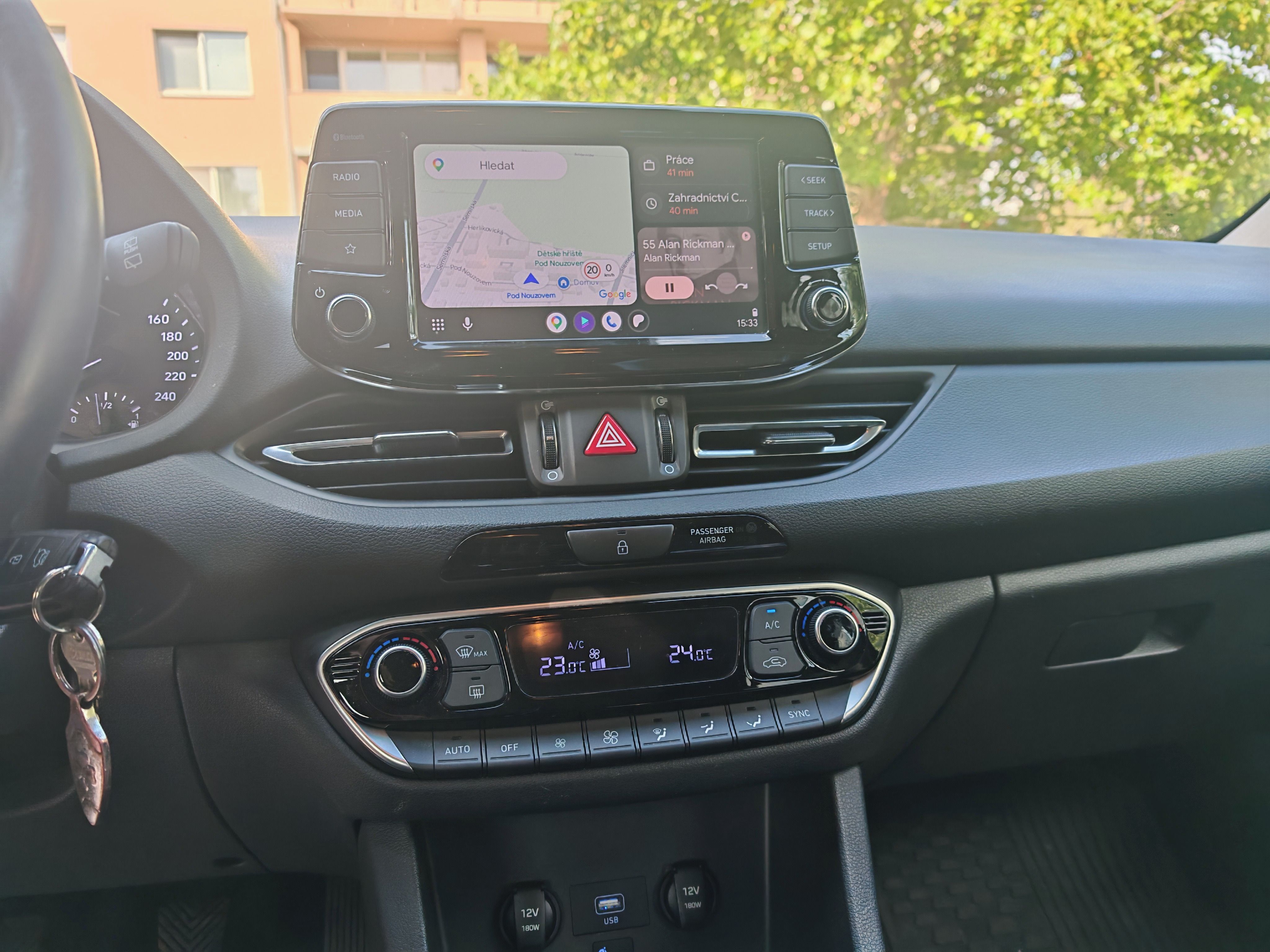 Hyundai i30, Hyundai i30 kombi 1.5 T-GDi - fotka 4