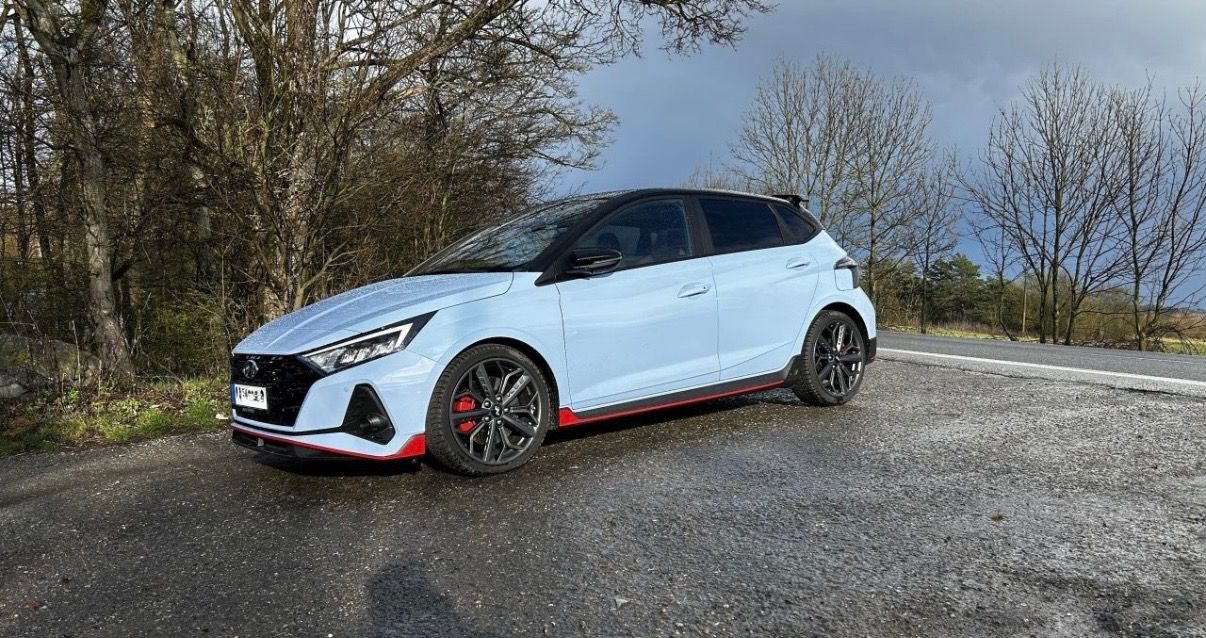 Hyundai i20, premium - zánovní, opečovávano - fotka 6