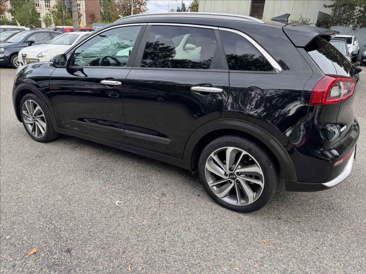 Kia Niro, 1,6 1.MAJITEL - fotka 5
